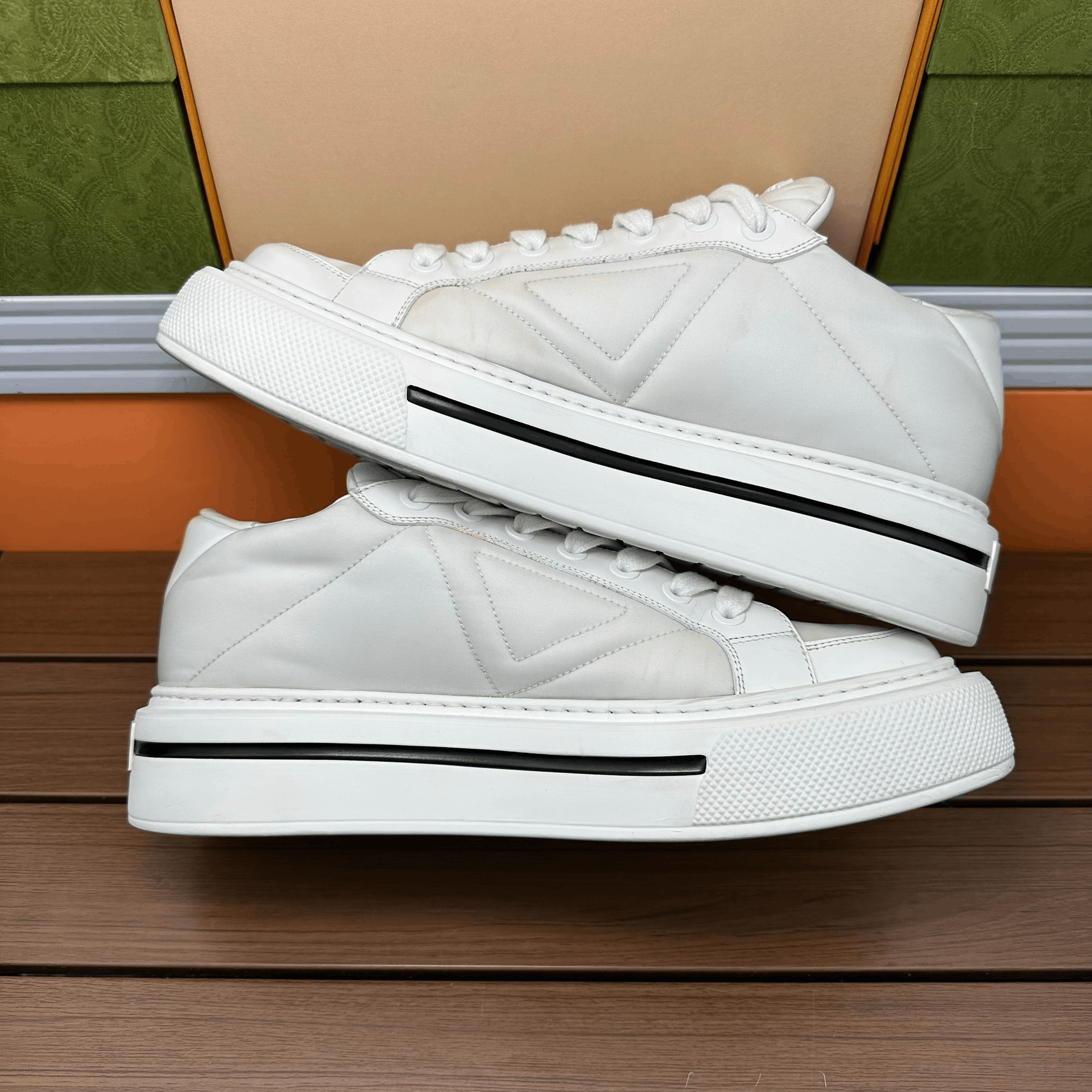 Prada Prada Casual White Lowtop Sneakers 10 Men Size US 10 / EU 43 - 3 Thumbnail