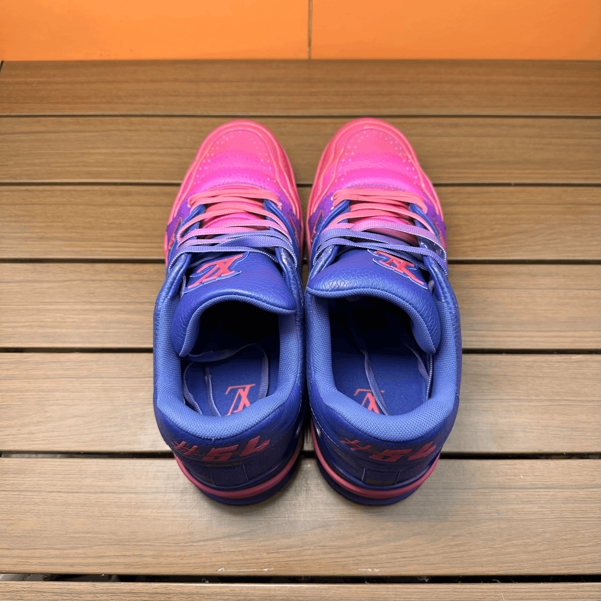 Louis Vuitton Louis Vuitton Training Gradient Multi Lowtop Sneakers 7 Men Size US 7 / EU 40 - 7 Thumbnail