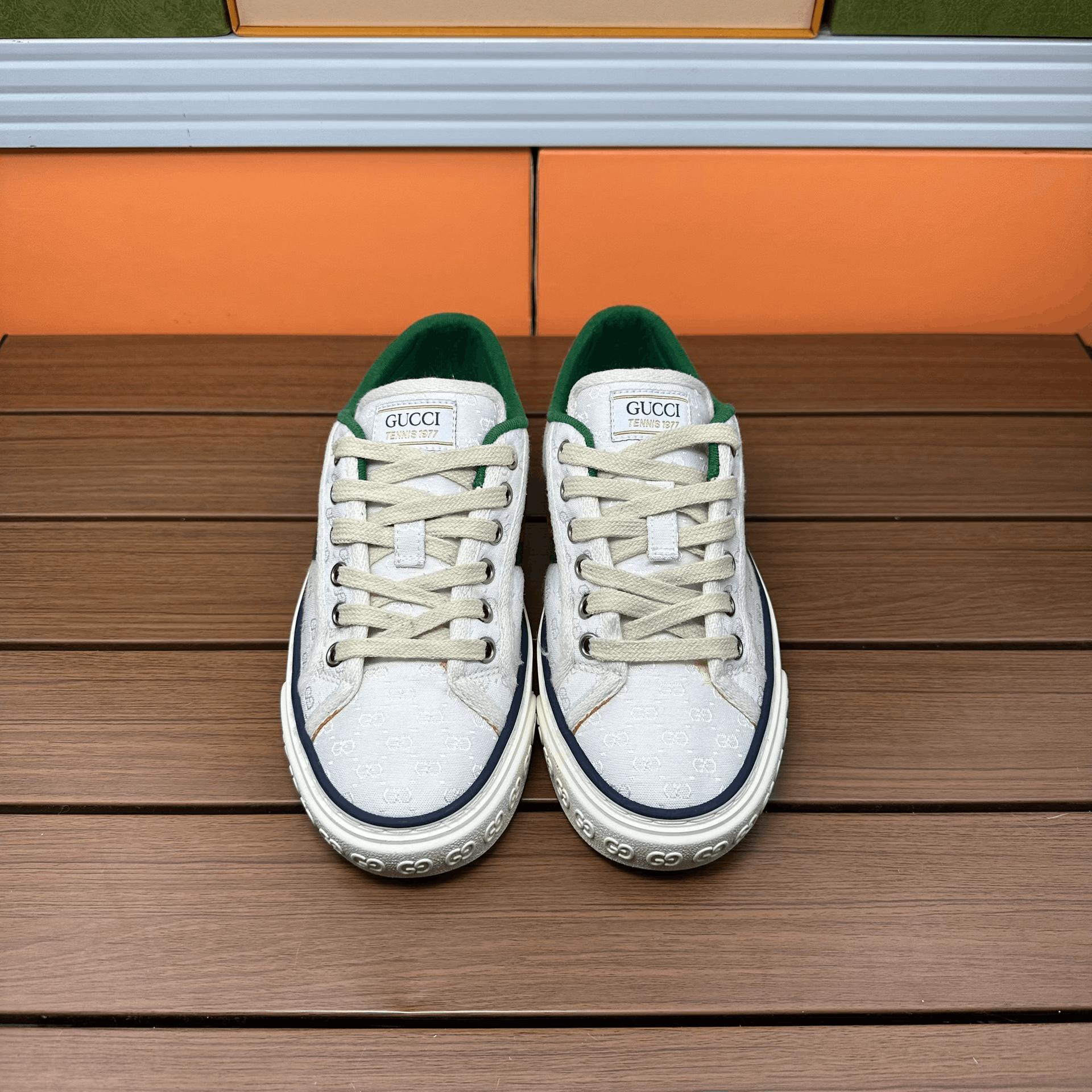 Gucci Gucci White Lowtop Sneakers it_35 Women Size US 5 / IT 35 - 4 Thumbnail