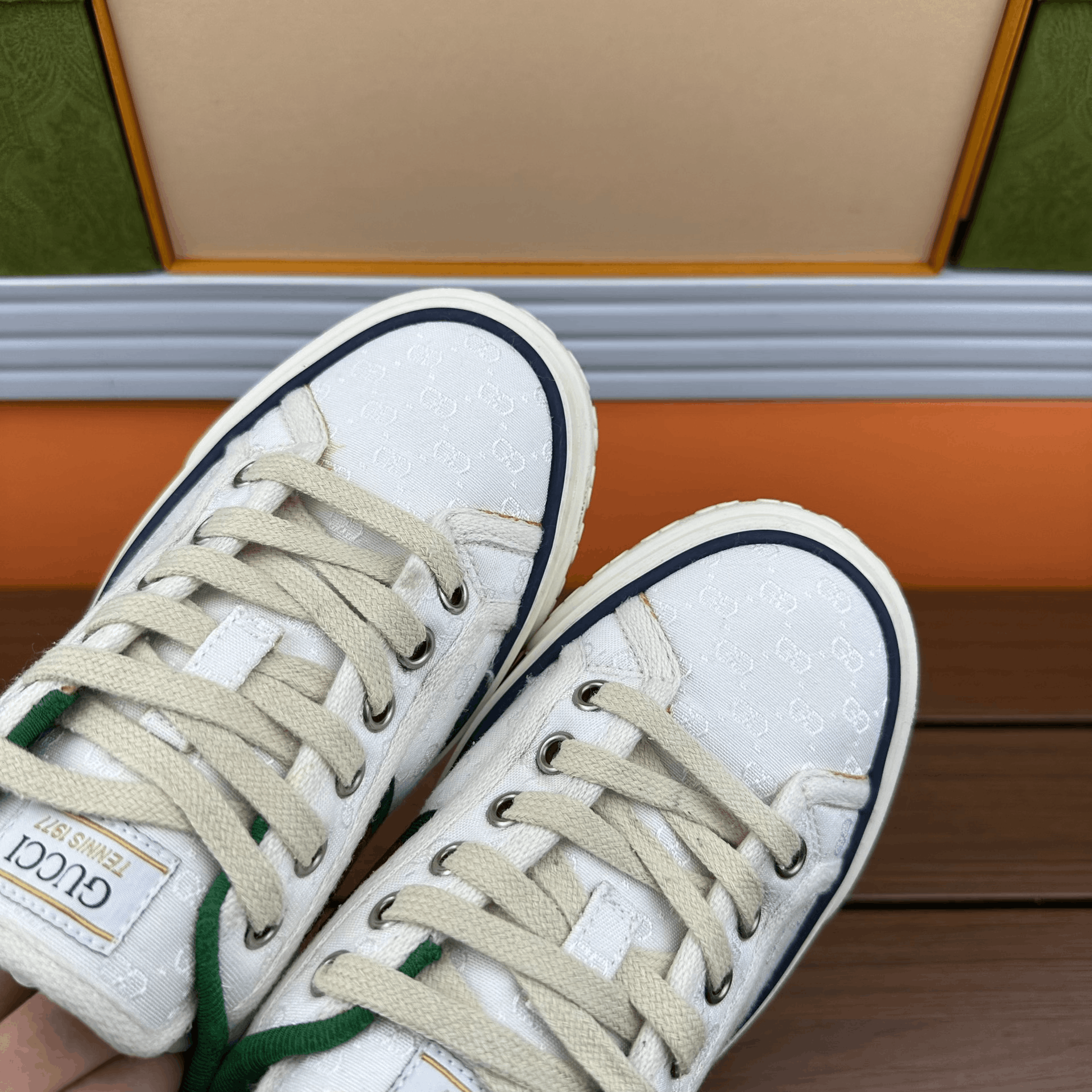 Gucci Gucci White Lowtop Sneakers it_35 Women Size US 5 / IT 35 - 8 Thumbnail