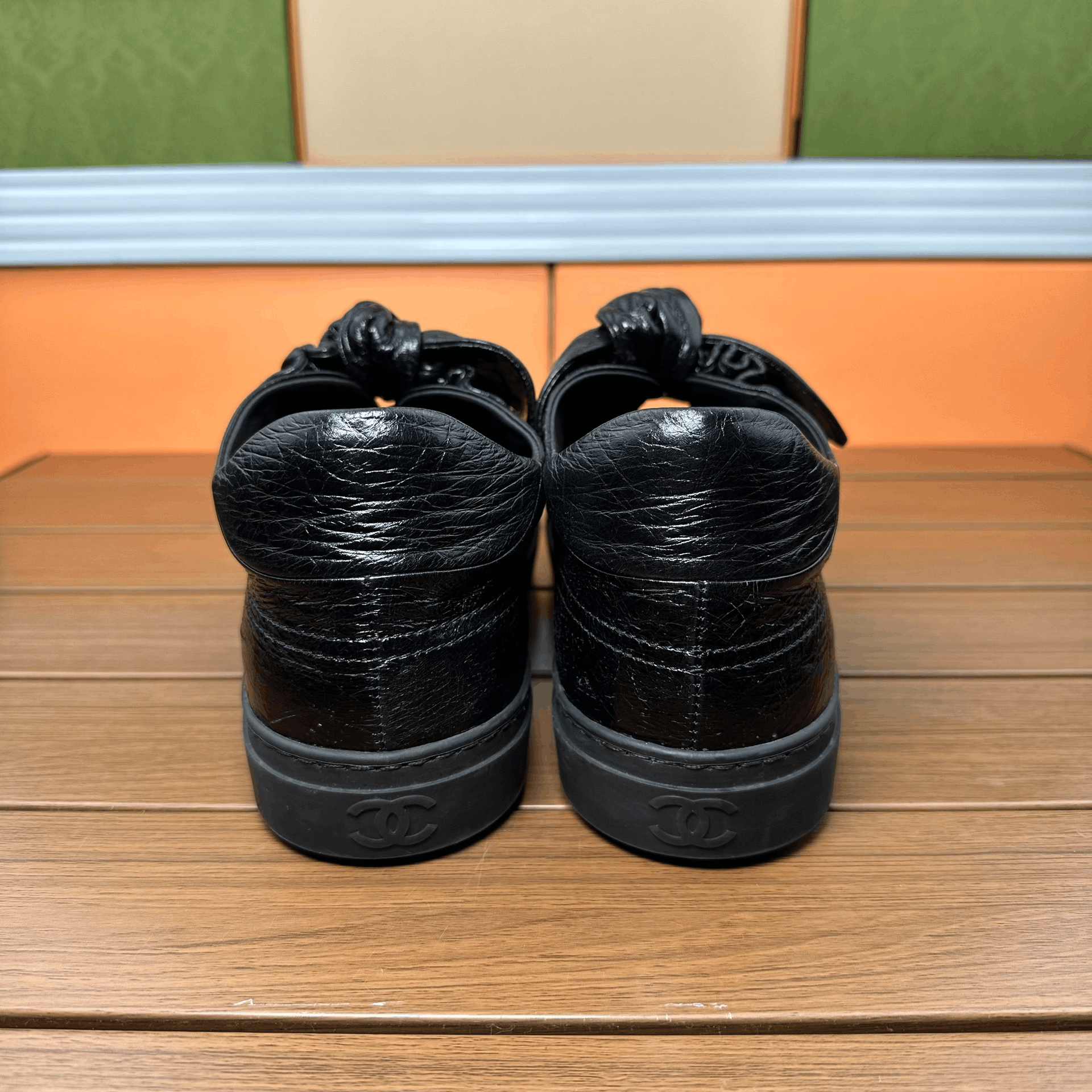 Chanel Chanel Casual Black Lowtop Sneakers it_39 Women Size US 9 / IT 39 - 5 Thumbnail