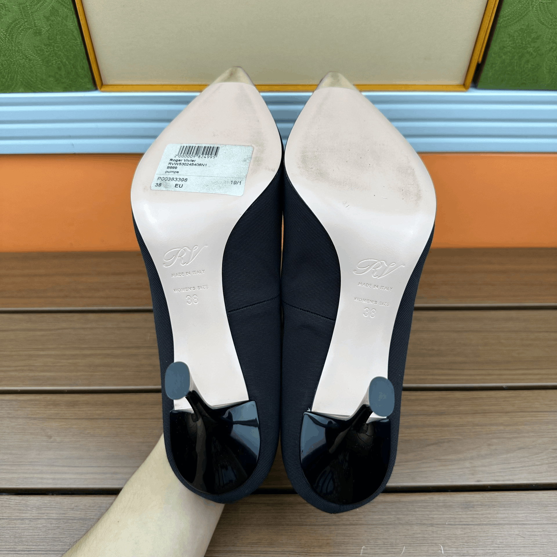 Roger Vivier Roger Vivier Retro Graphic Lowtop Sneakers it_38 Women Size US 8 / IT 38 - 8 Thumbnail
