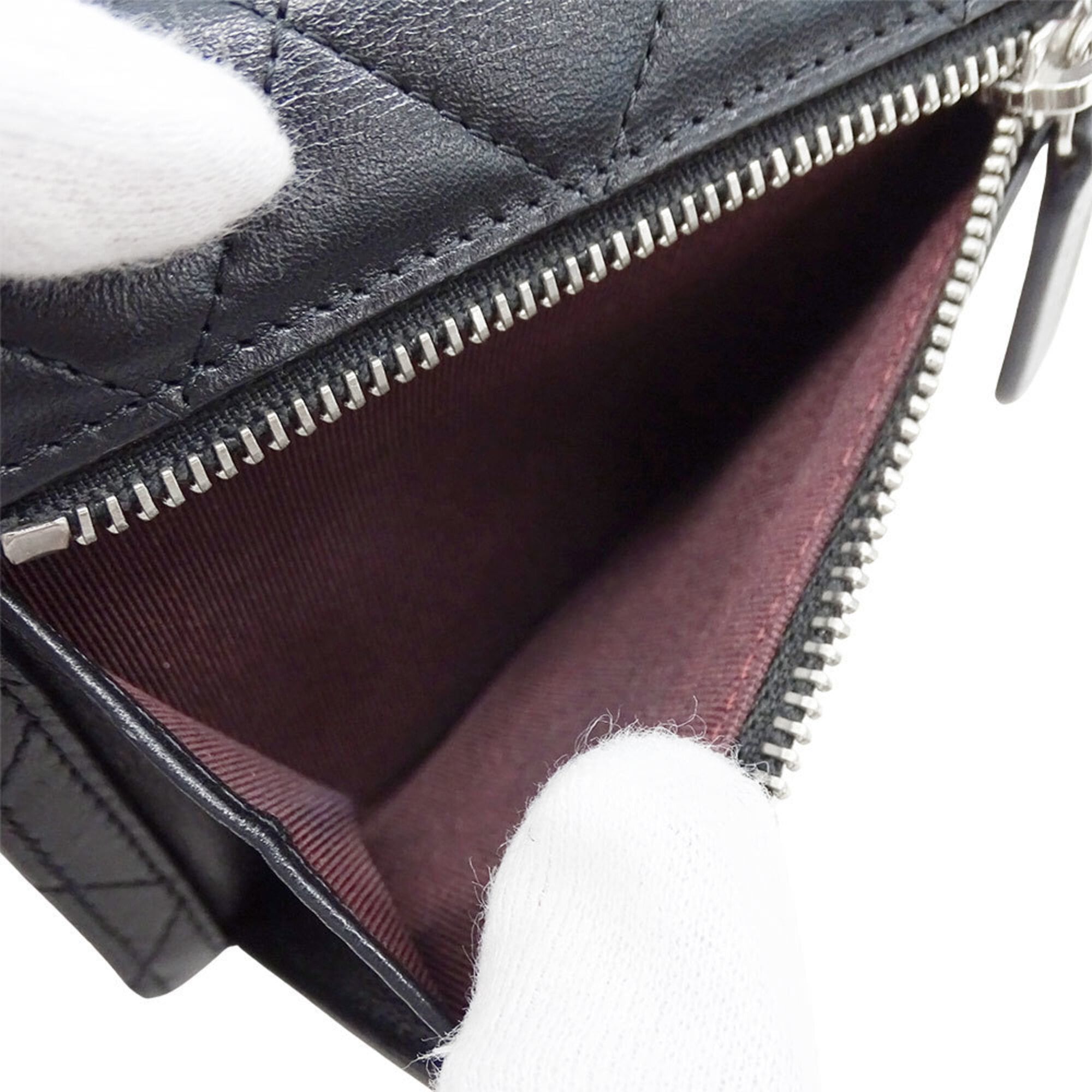 Chanel Chanel women's trifold wallet, Matelassé lambskin, black, silver hardware, quilted. Size ONE SIZE - 8 Thumbnail