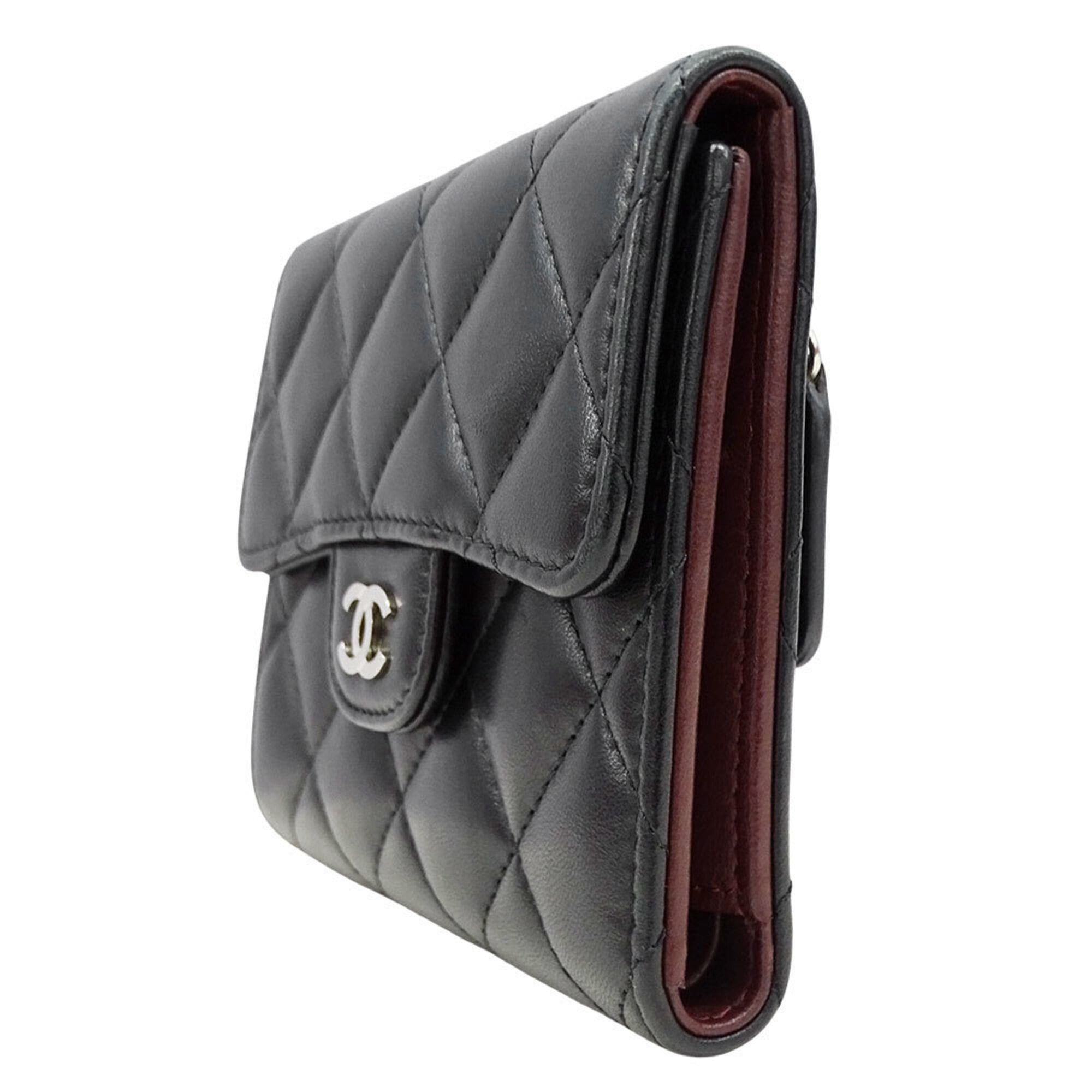Chanel Chanel women's trifold wallet, Matelassé lambskin, black, silver hardware, quilted. Size ONE SIZE - 4 Thumbnail