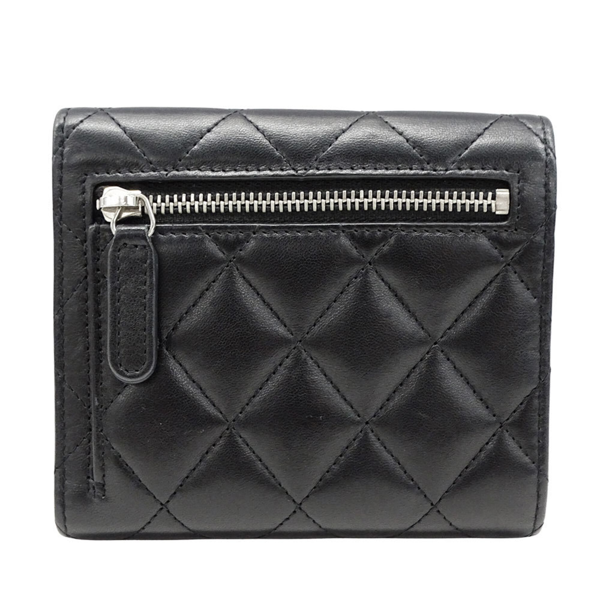 Chanel Chanel women's trifold wallet, Matelassé lambskin, black, silver hardware, quilted. Size ONE SIZE - 2 Thumbnail
