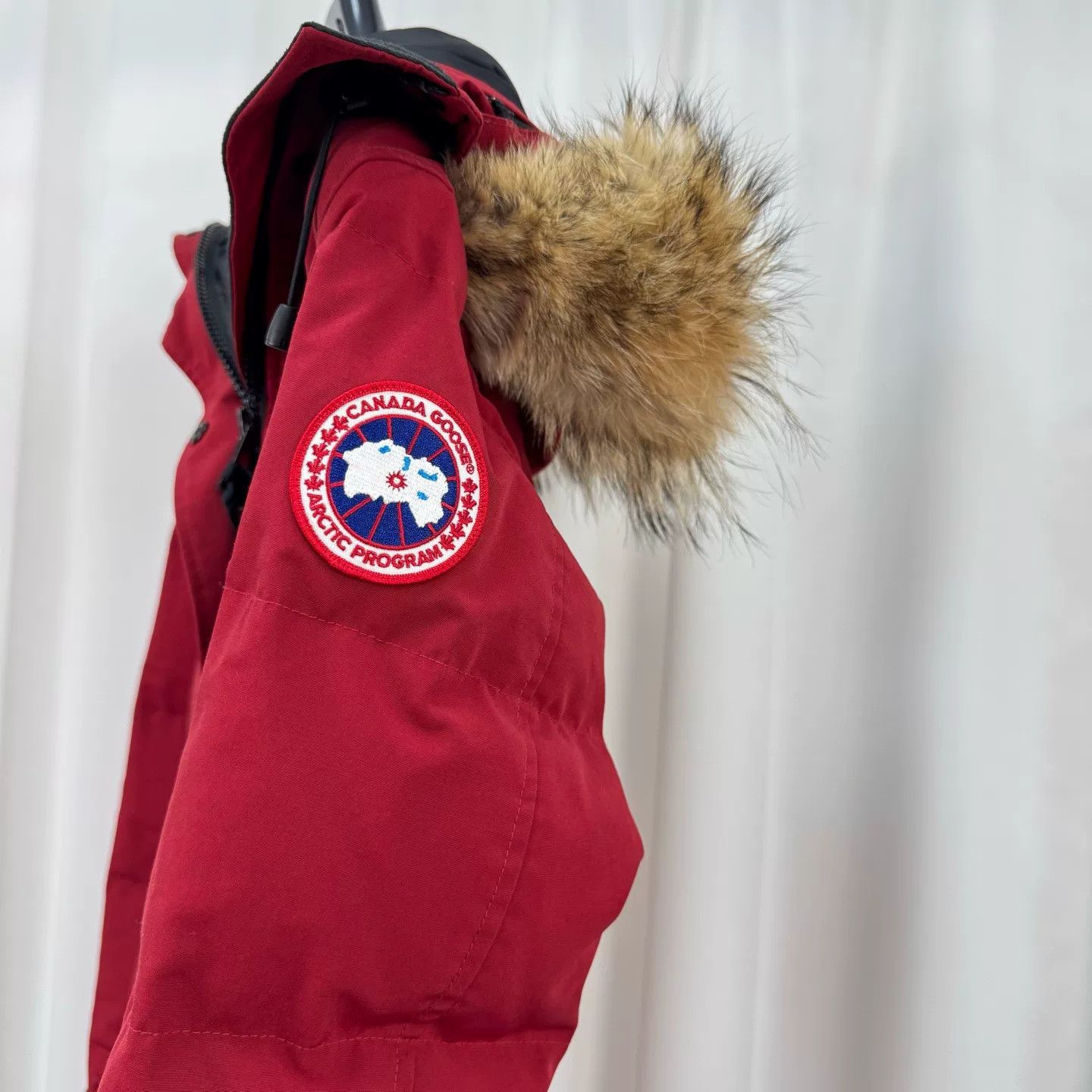 Canada Goose Canada Goose Red Mid-Length Hooded Down Jacket Size XS / US 0-2 / IT 36-38 - 5 Thumbnail