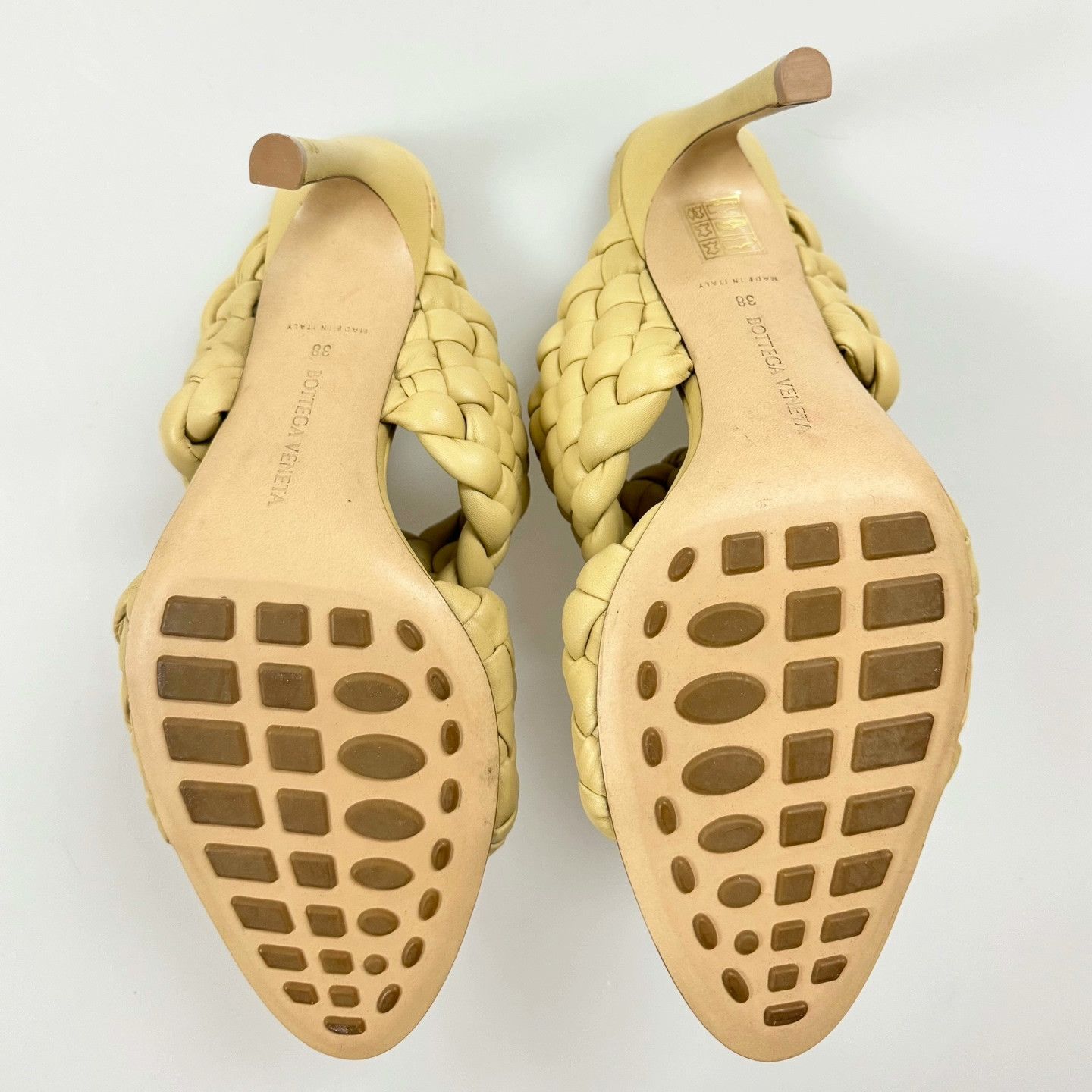 Bottega Veneta Bv Milk Yellow Woven Heels Size US 7 / IT 37 - 3 Thumbnail