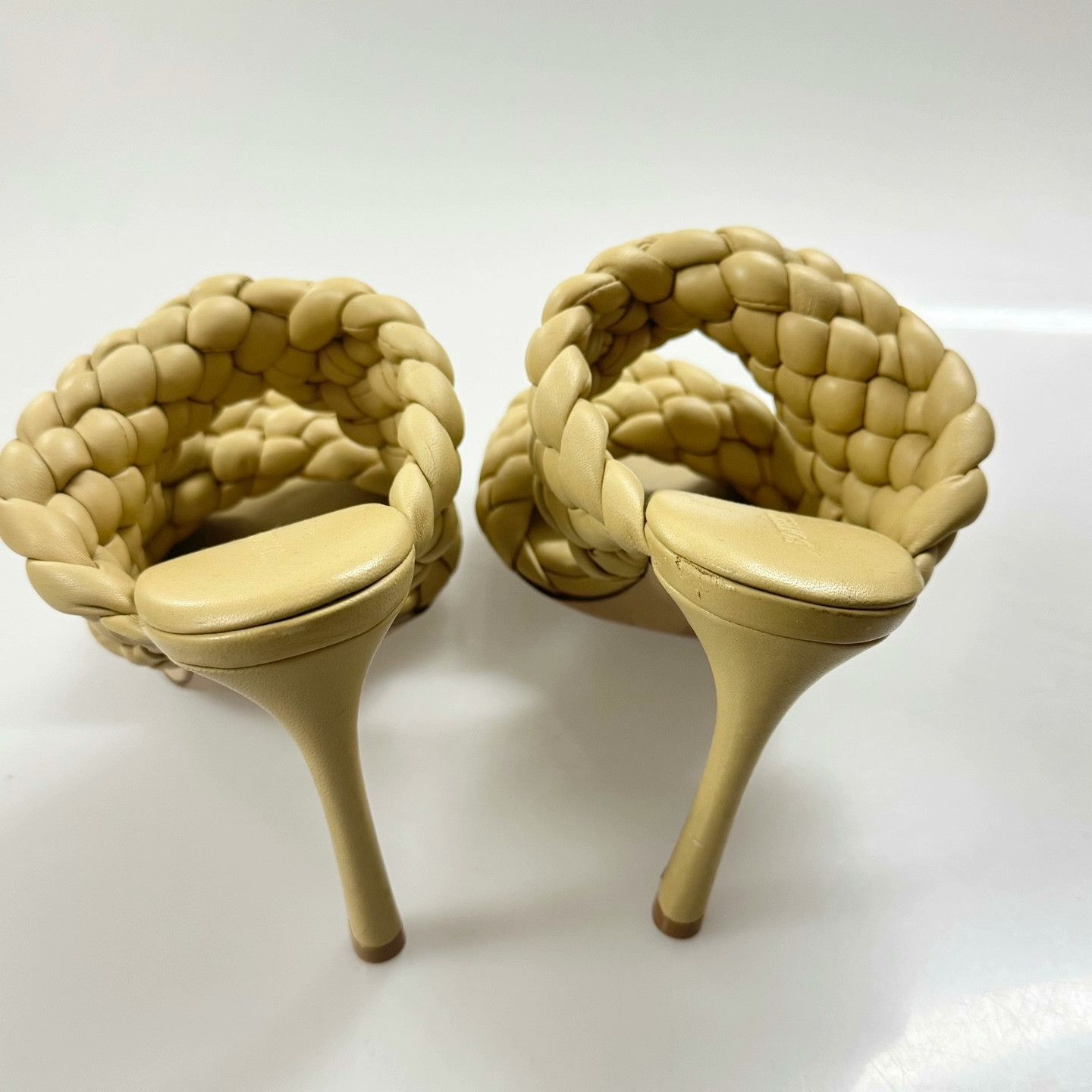 Bottega Veneta Bv Milk Yellow Woven Heels Size US 7 / IT 37 - 4 Thumbnail
