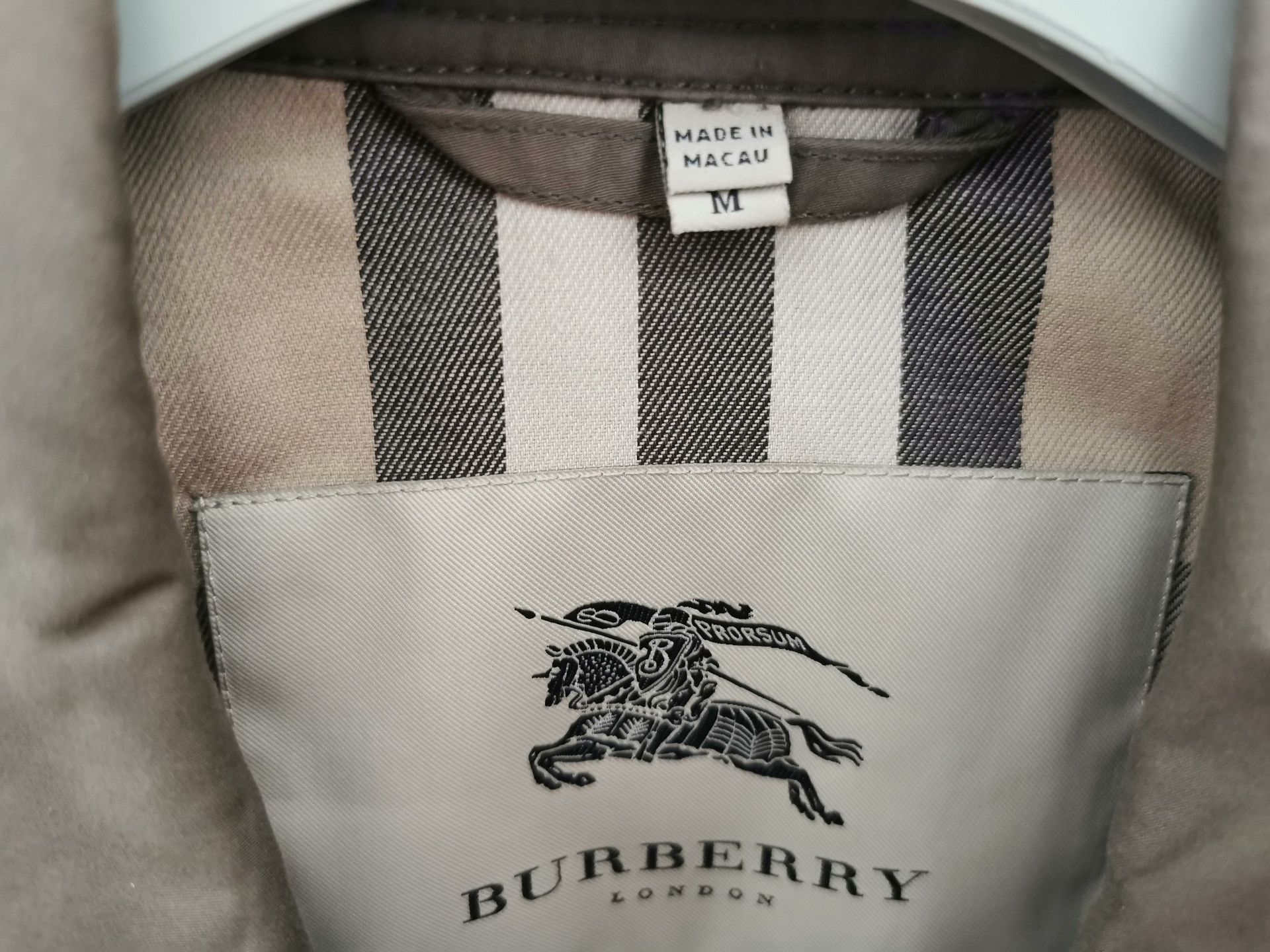 Burberry Burberry Men's Khaki Classic Jacket Size US M / EU 48-50 / 2 - 7 Thumbnail