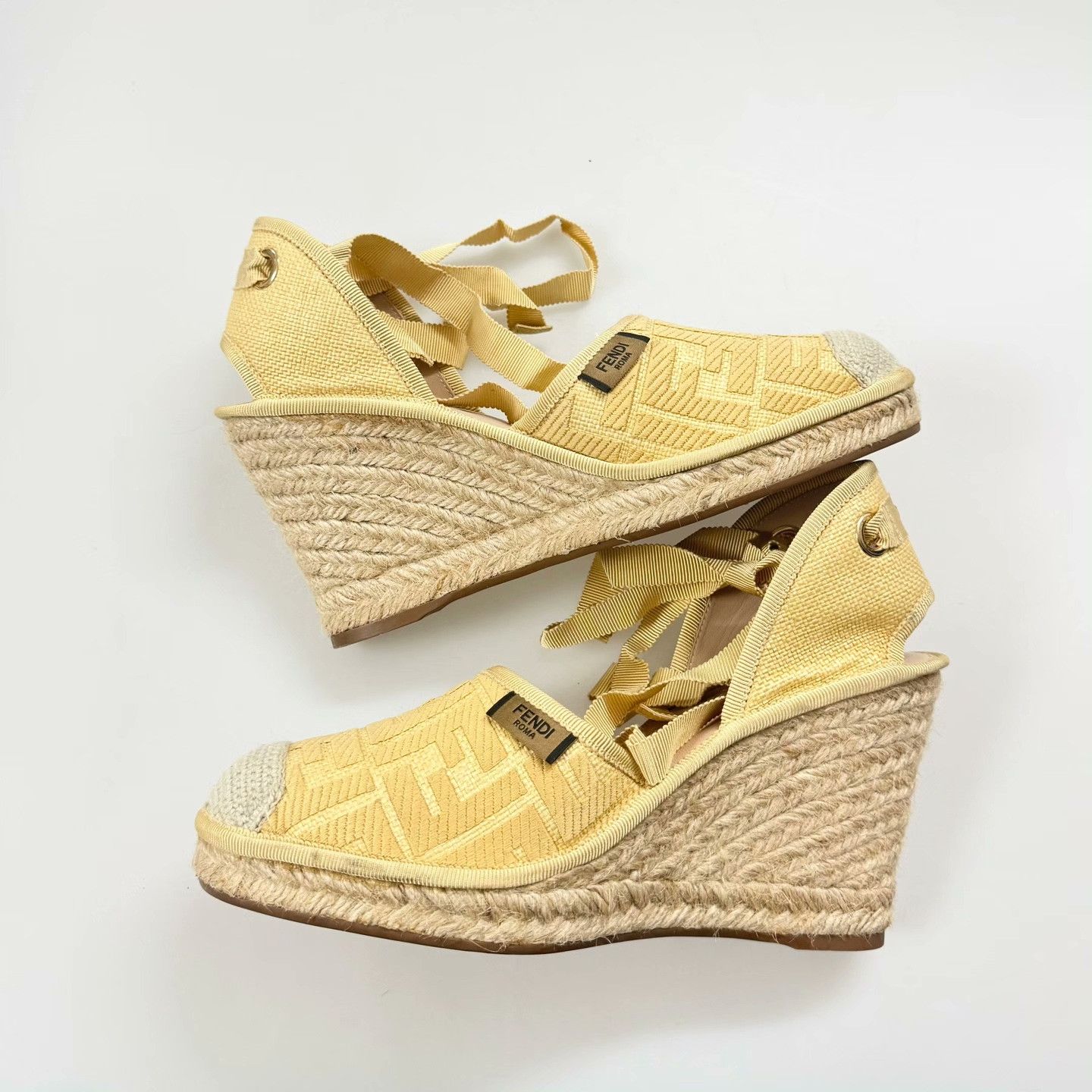 Fendi Fendi Yellow Strap Fisherman Shoes Size US 6.5 / IT 36.5 - 2 Thumbnail