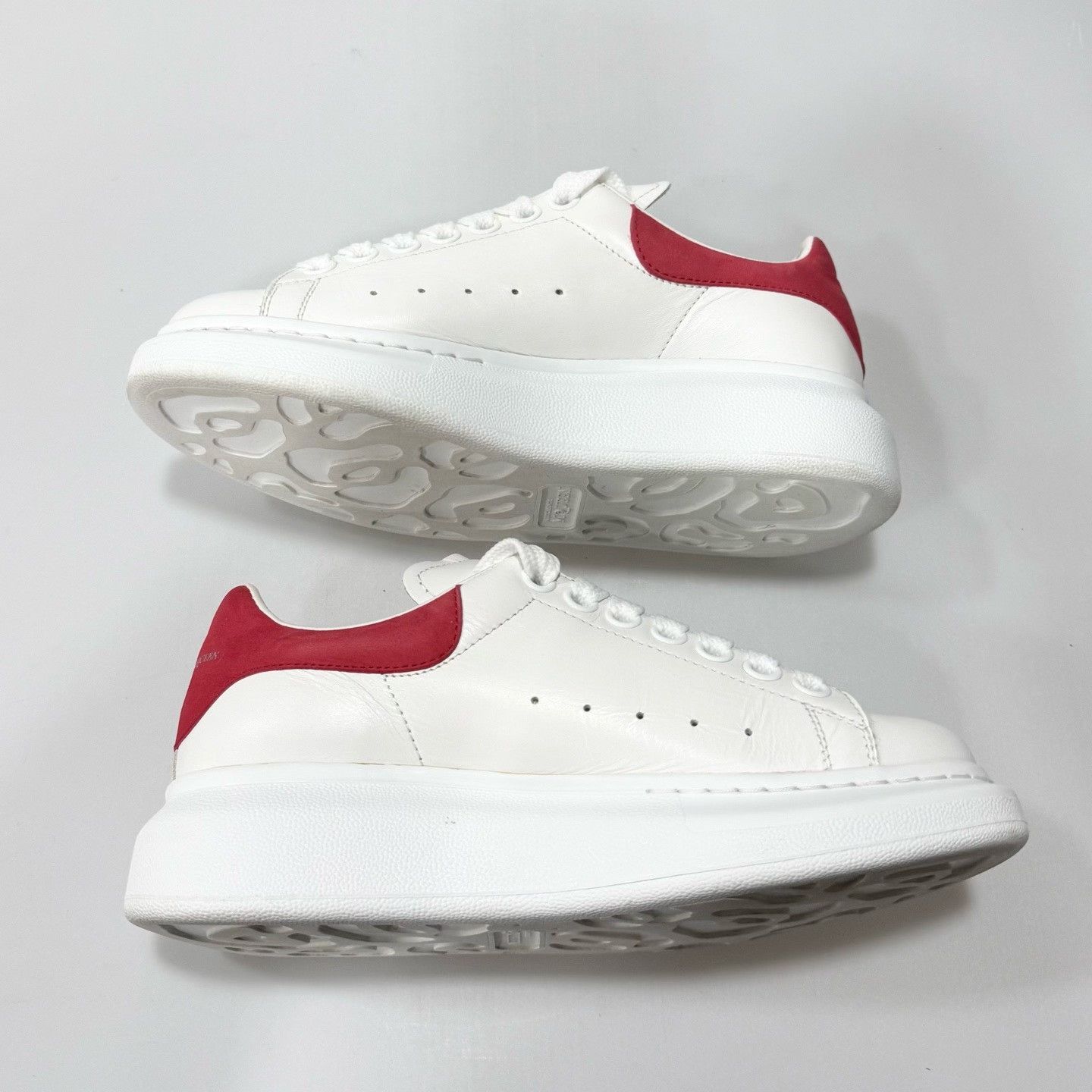 Alexander McQueen Alexander McQueen White Red Sneakers 36 Size US 5 / IT 35 - 3 Thumbnail