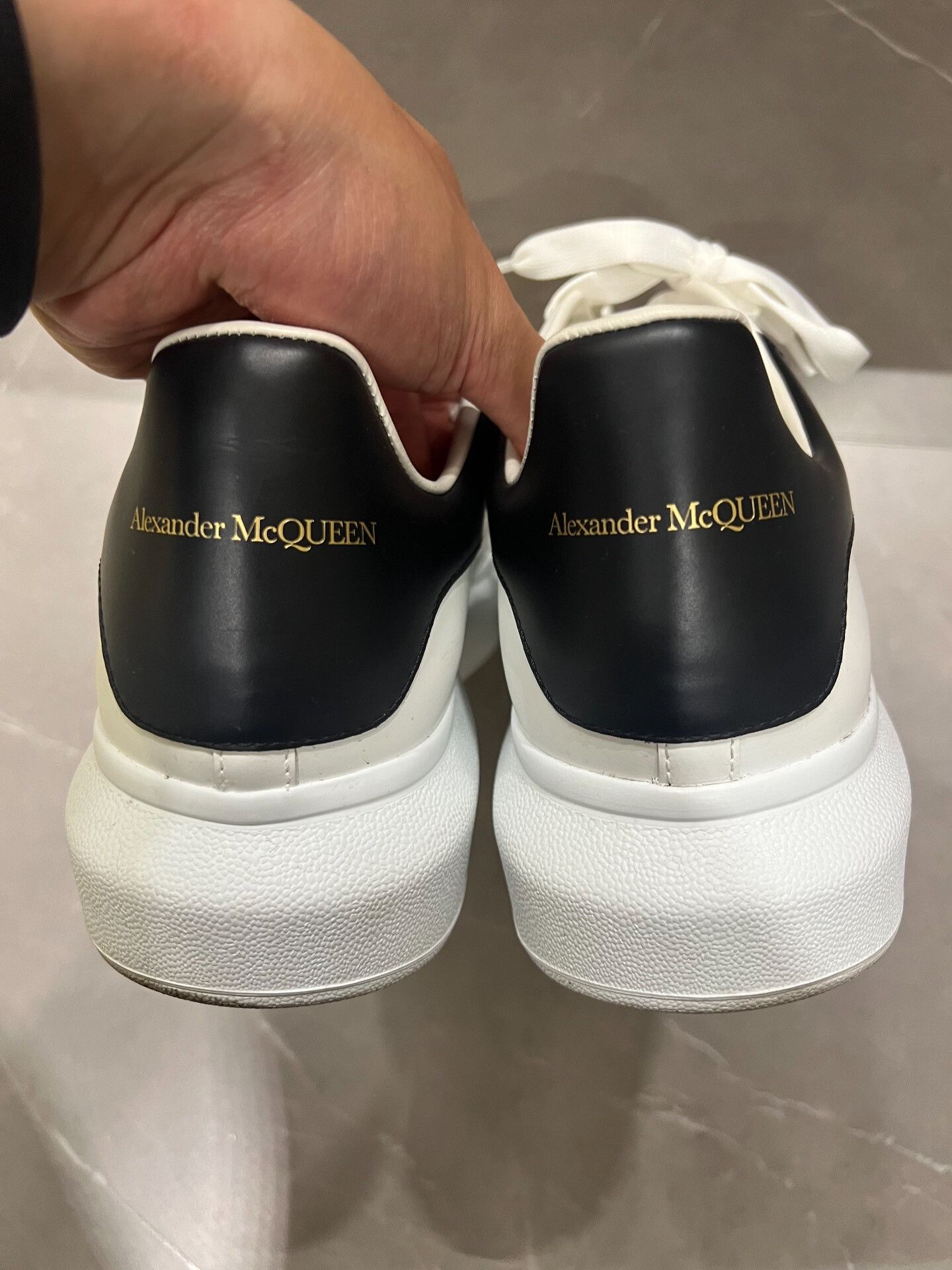 Alexander McQueen Alexander McQueen Classic White Sneakers Size US 11.5 / EU 44-45 - 2 Thumbnail
