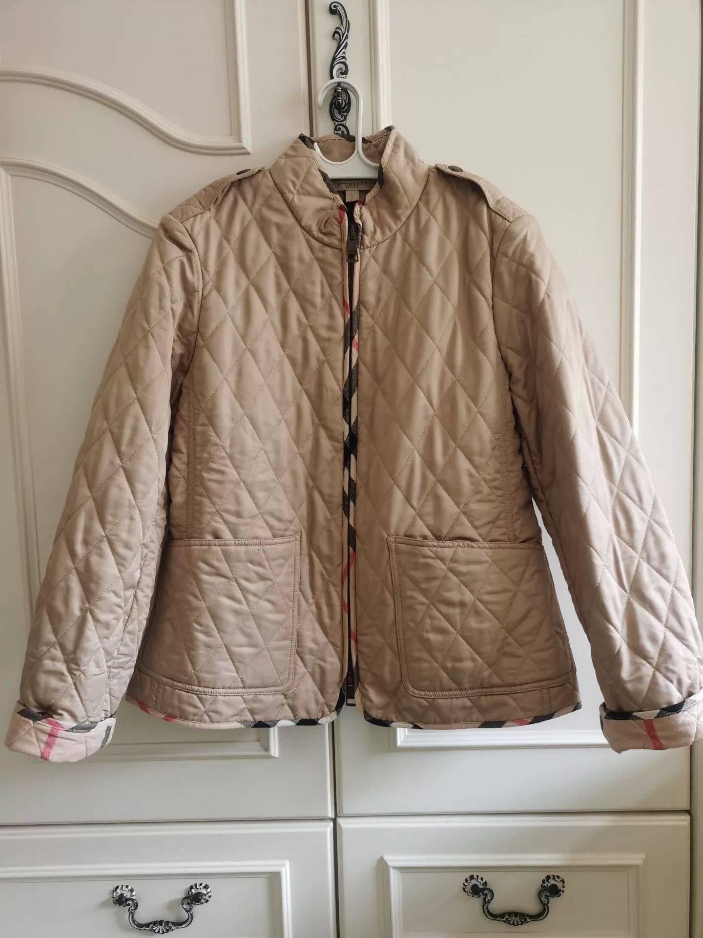 Burberry Burberry Beige Quilted Slim Jacket Size US L / EU 52-54 / 3 - 9 Thumbnail