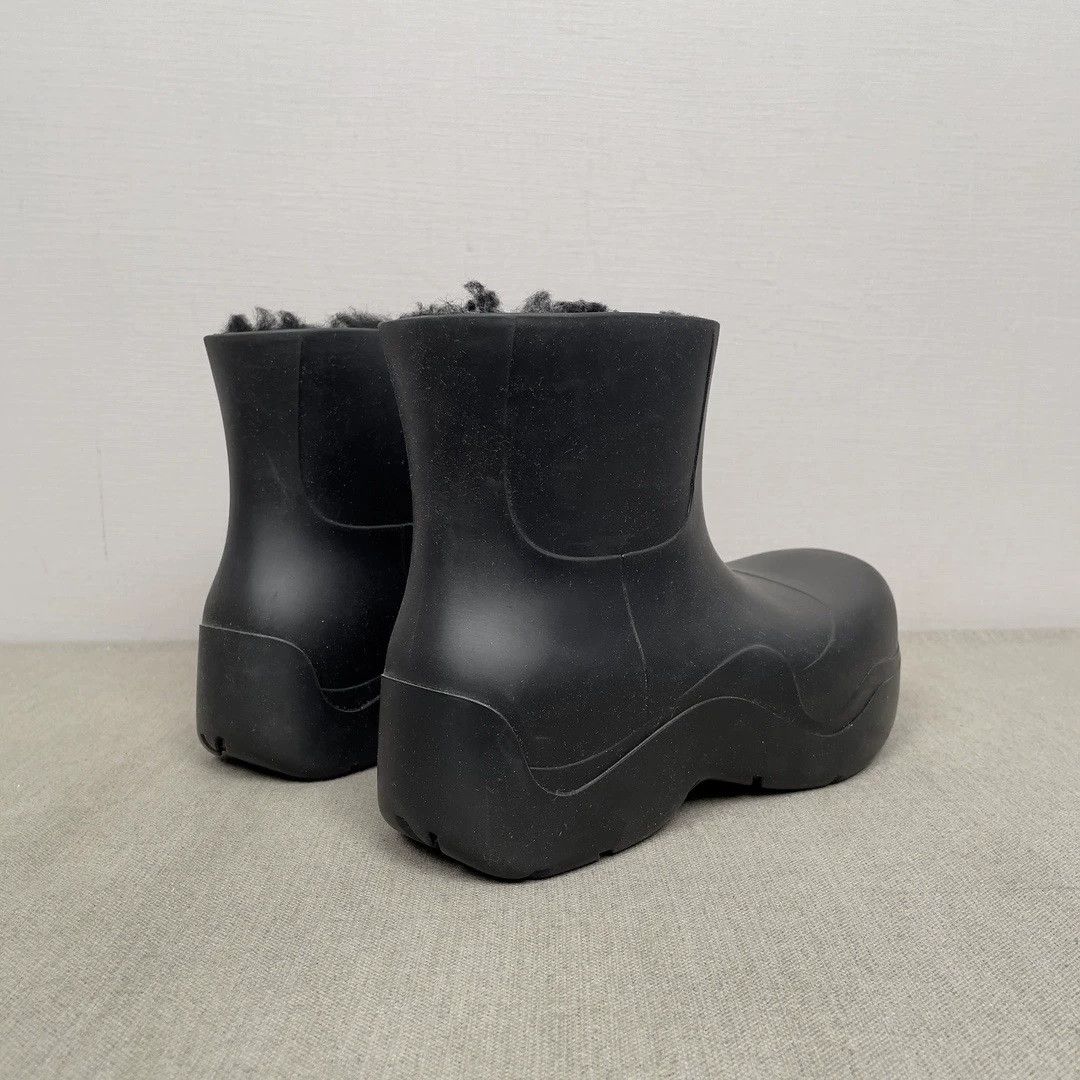 Bottega Veneta Bottega Veneta Puddle Rubber Rain Boot Size US 5 / IT 35 - 4 Thumbnail