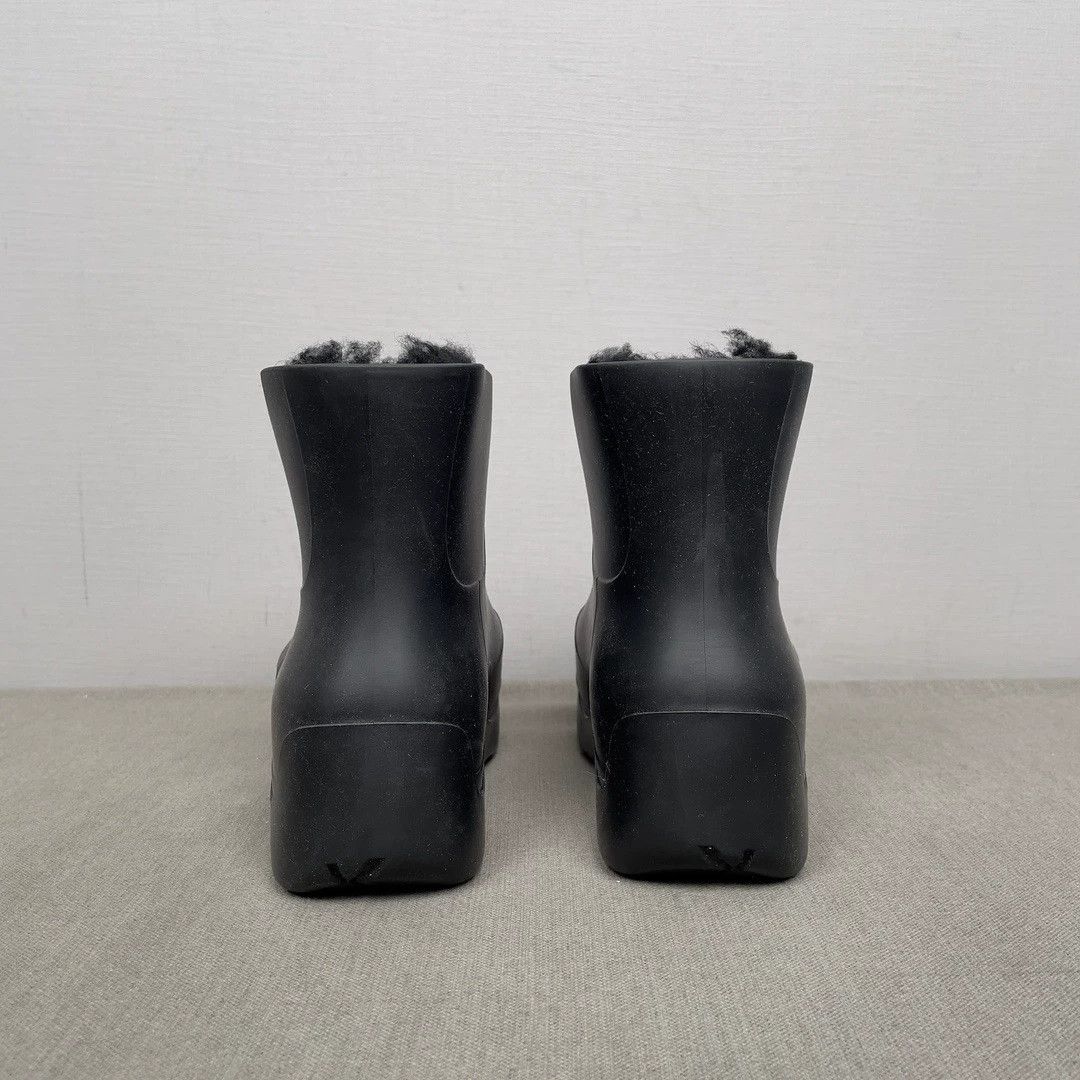 Bottega Veneta Bottega Veneta Puddle Rubber Rain Boot Size US 5 / IT 35 - 5 Thumbnail