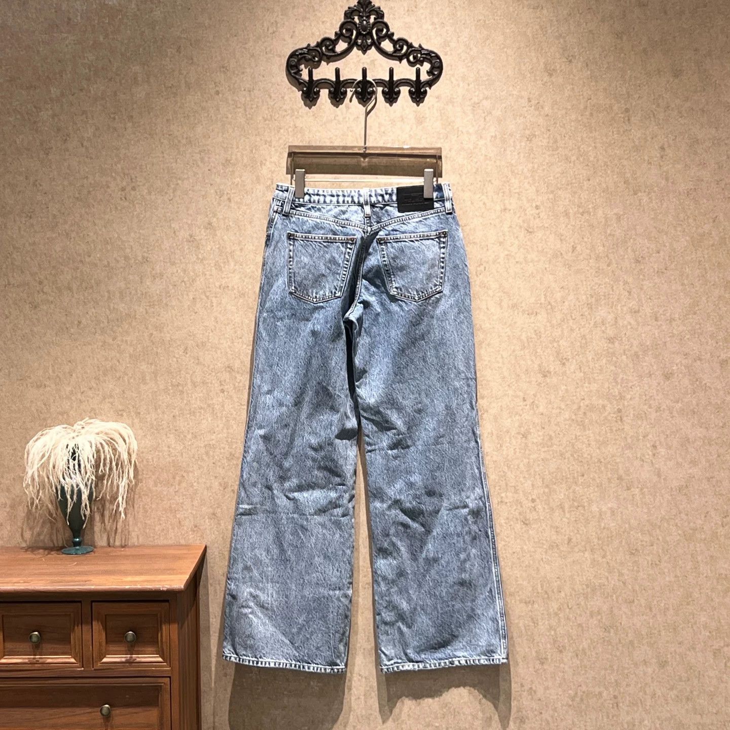 Louis Vuitton Louis Vuitton Light Blue Wide-Leg Jeans Size 40" / US 18 - 2 Thumbnail