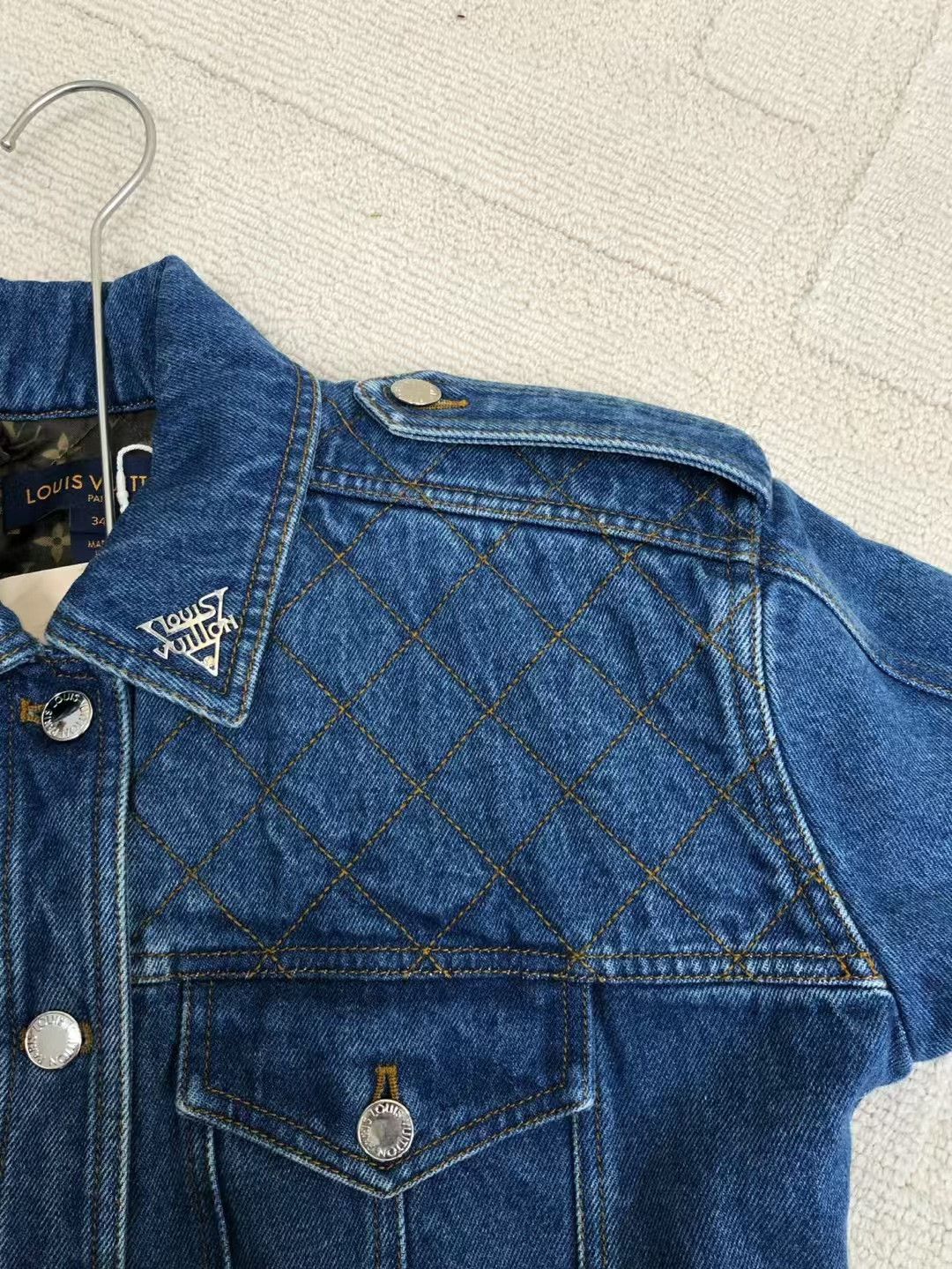 Louis Vuitton Louis Vuitton Blue Denim Jacket Size XXS / US 00 / IT 34 - 4 Thumbnail
