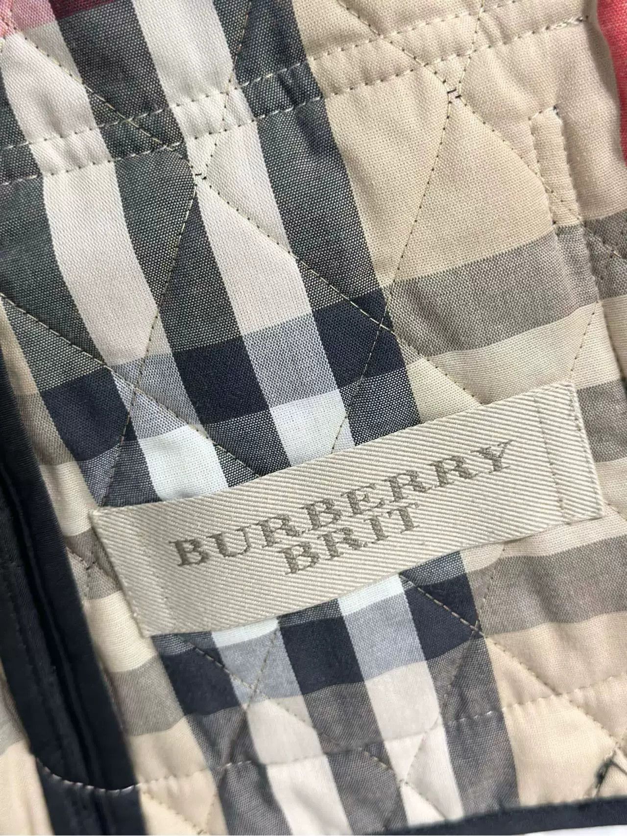 Burberry Burberry Black Diamond-Quilted Jacket Size S / US 4 / IT 40 - 6 Thumbnail