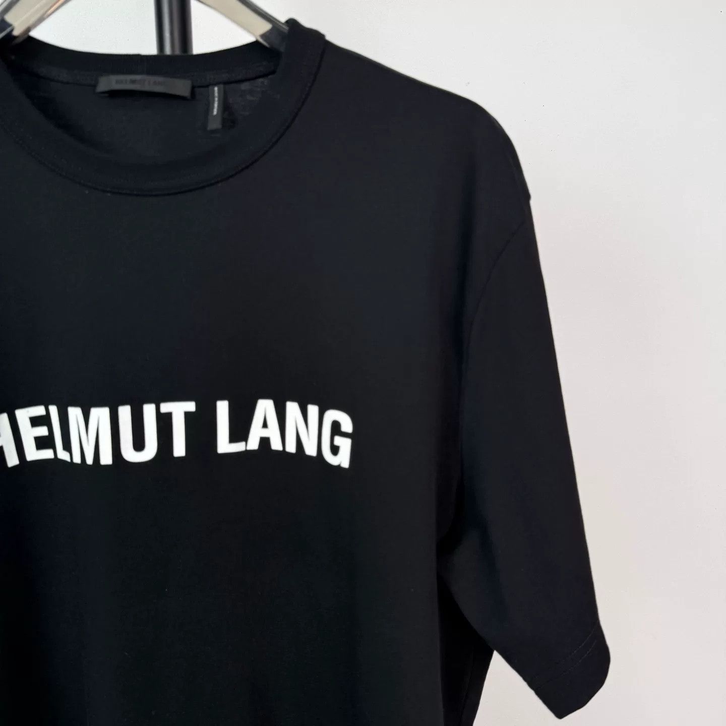 Helmut Lang Helmut Lang FW25 Letter Print Short-Sleeve Size US XL / EU 56 / 4 - 7 Thumbnail
