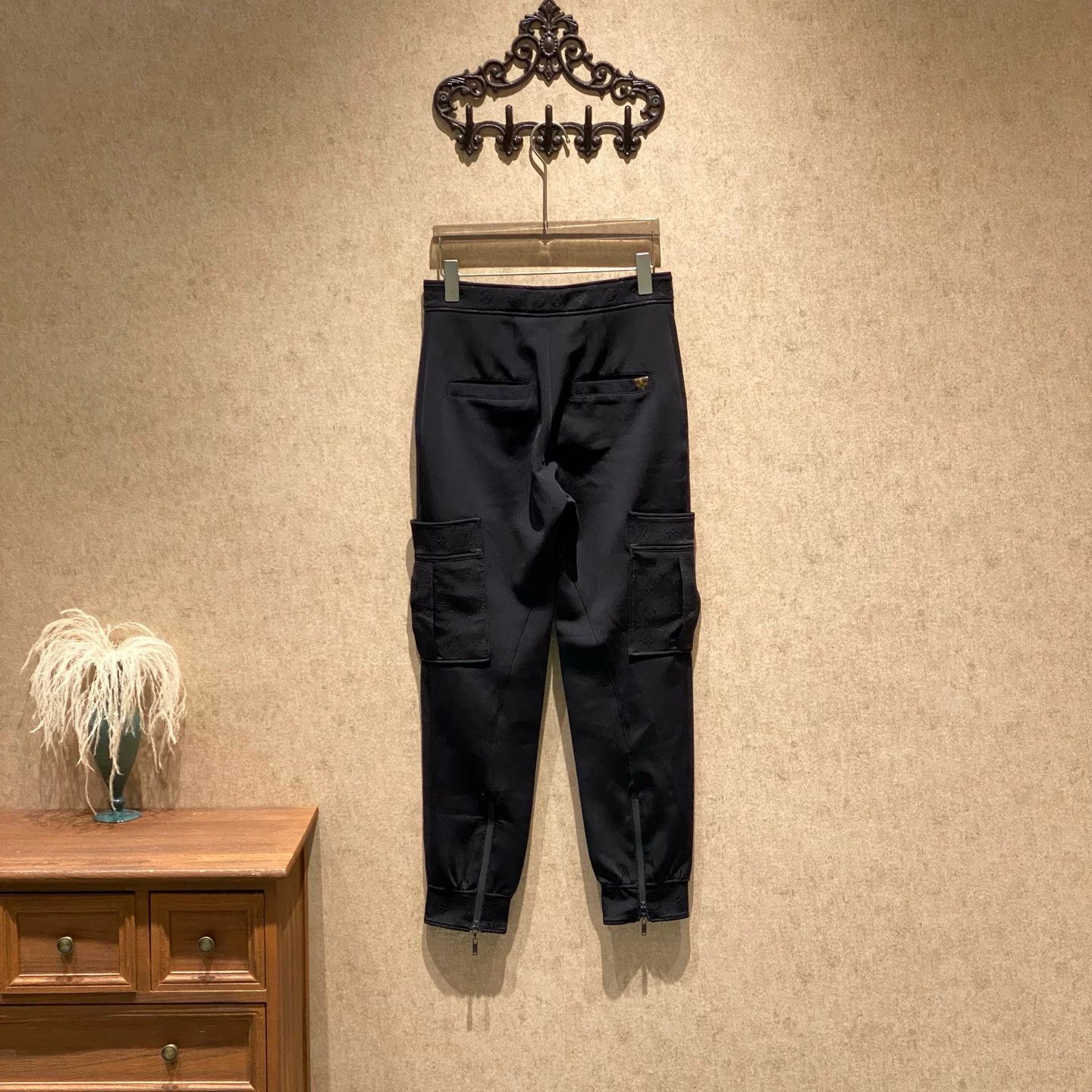 Louis Vuitton Louis Vuitton Monogram Cargo Pants Size US 36 / EU 52 - 2 Thumbnail