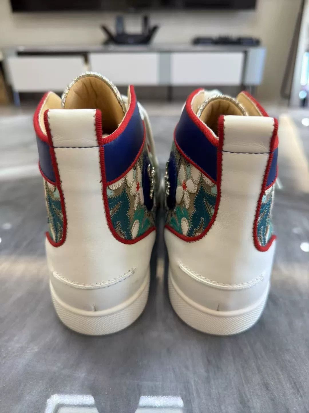 Christian Louboutin Christian Louboutin Floral Embroidery High-Top Sneakers Size US 8 / EU 41 - 2 Thumbnail