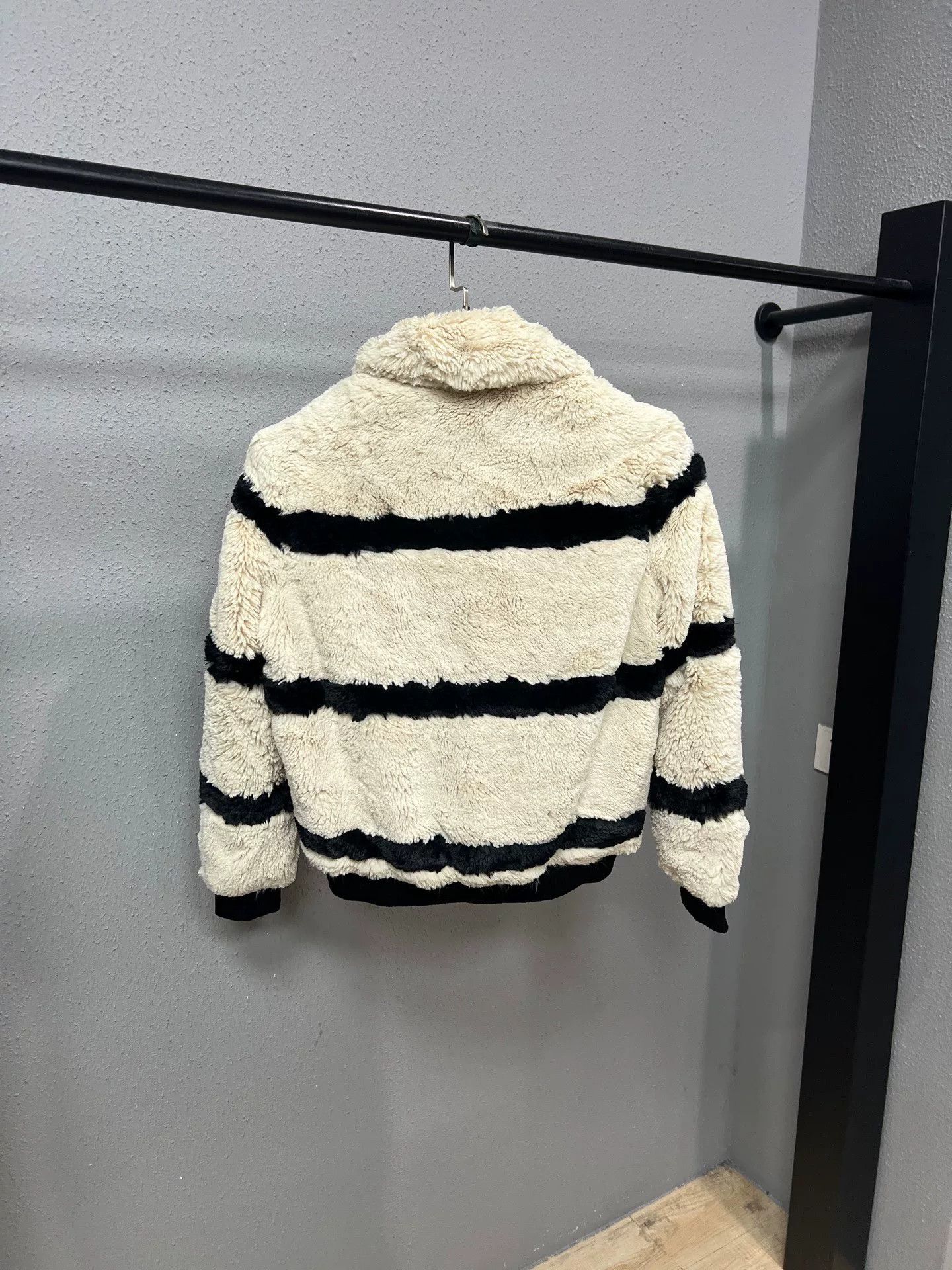 Saint Laurent Paris SLP Teddy Fur Jacket Size XXS / US 00 / IT 34 - 2 Thumbnail
