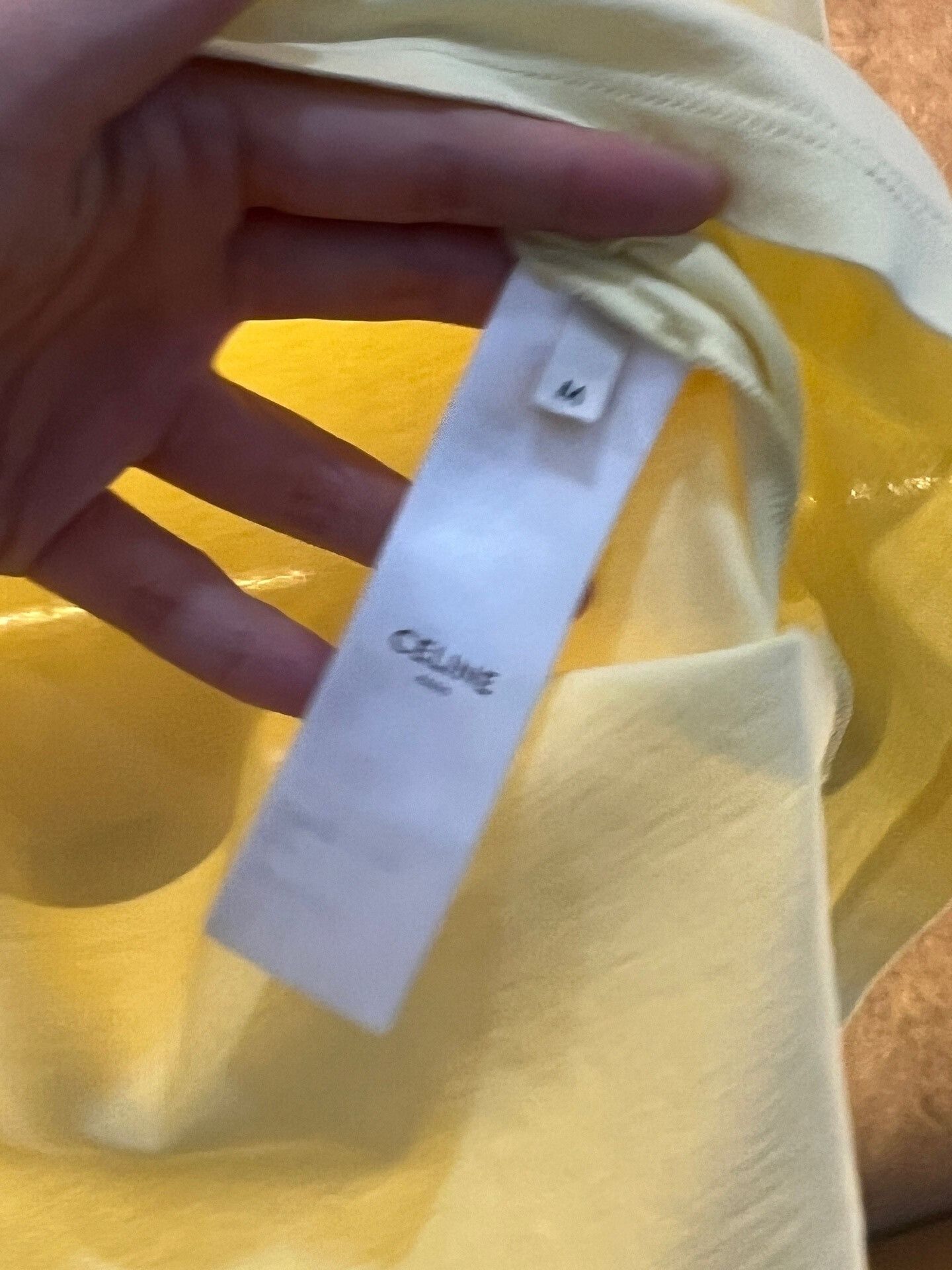 Celine Celine Yellow Letter Short-Sleeve Size M / US 6-8 / IT 42-44 - 4 Thumbnail