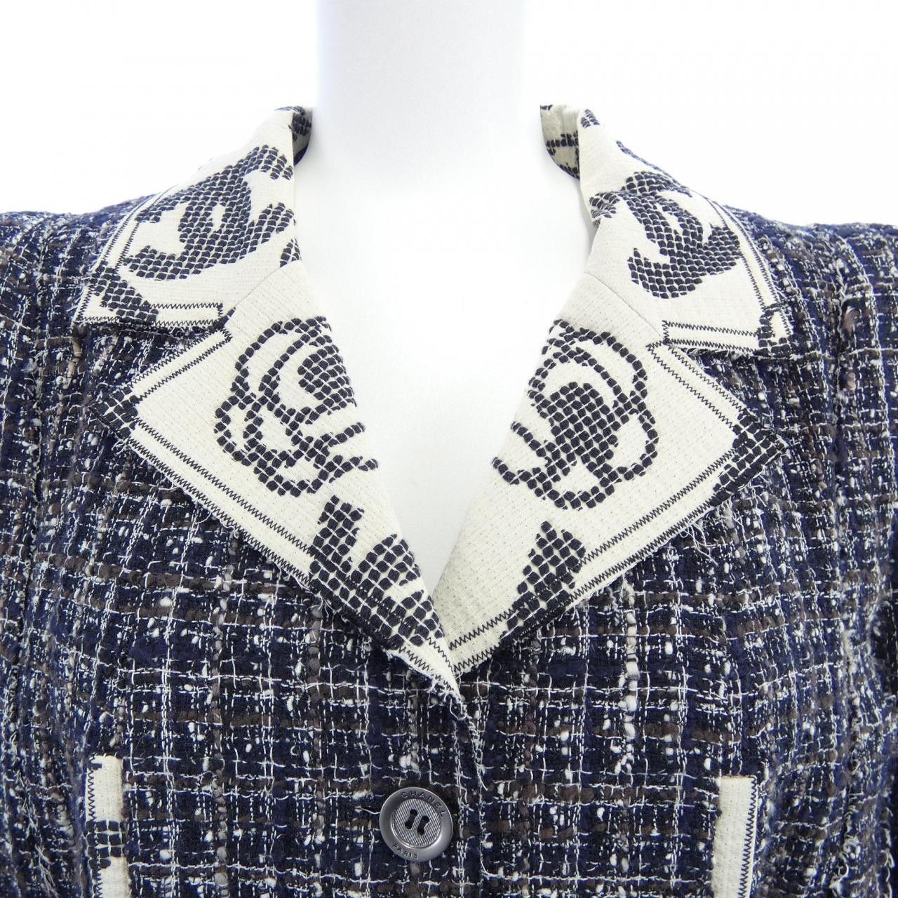 Chanel Chanel Chanel Jacket Others Outerwear P28600W03730 DUTY FREE for USA Size ONE SIZE - 5 Thumbnail