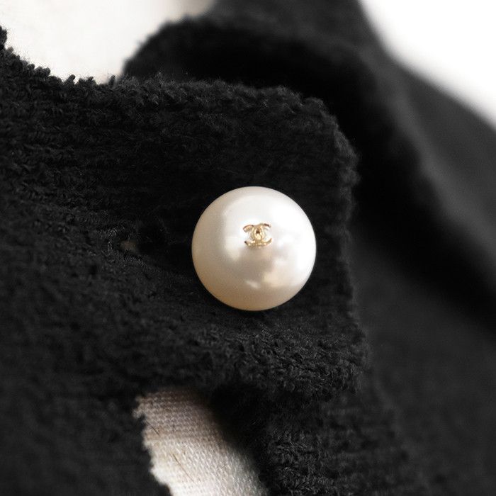 Chanel Chanel Chanel Knit Pearl Dress Textile Dresses P74602 DUTY FREE for USA Size ONE SIZE - 3 Thumbnail