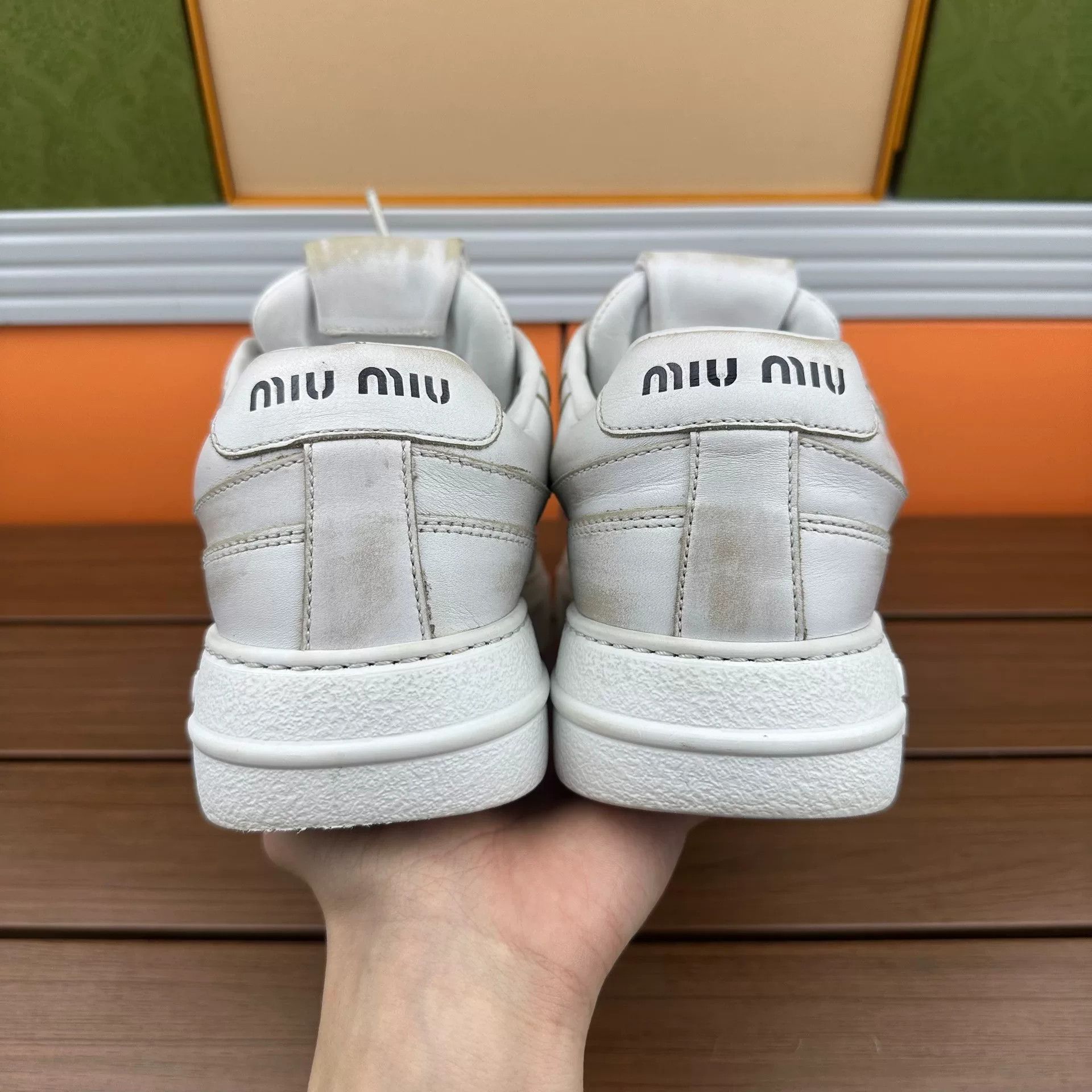 Miu Miu Miu Miu Retro White Lowtop Sneakers it_37-5 Women Size US 7.5 / IT 37.5 - 5 Thumbnail