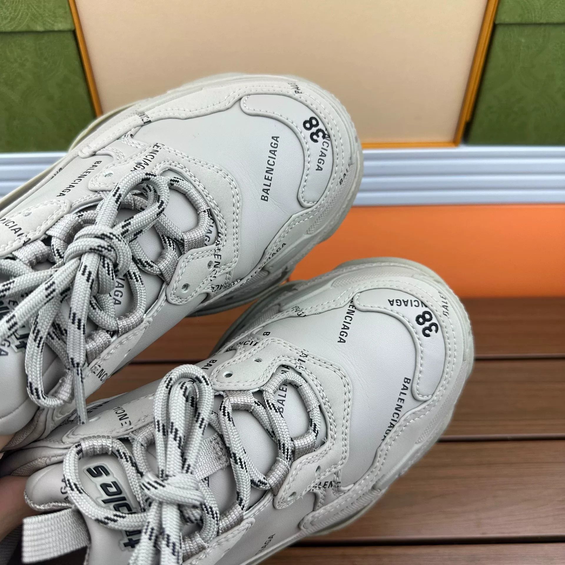 Balenciaga Balenciaga Lowtop Sneakers it_38 Women Size US 8 / IT 38 - 6 Thumbnail