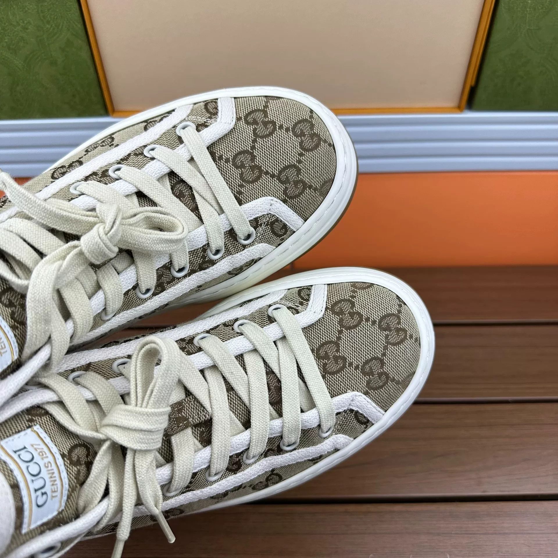 Gucci Gucci Brown Hitop Sneakers it_37 Women Size US 7 / IT 37 - 7 Thumbnail