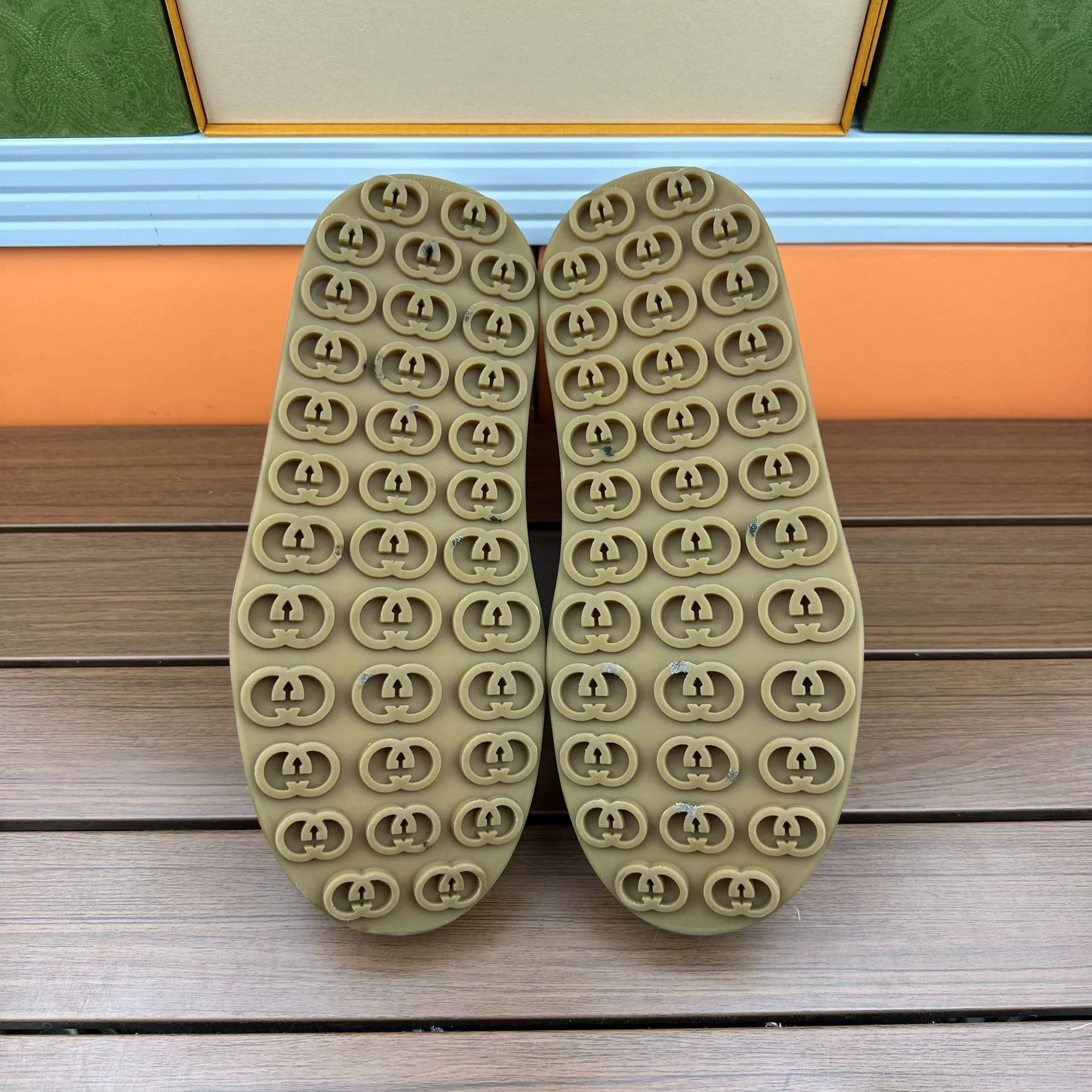 Gucci Gucci Brown Hitop Sneakers it_37 Women Size US 7 / IT 37 - 8 Thumbnail