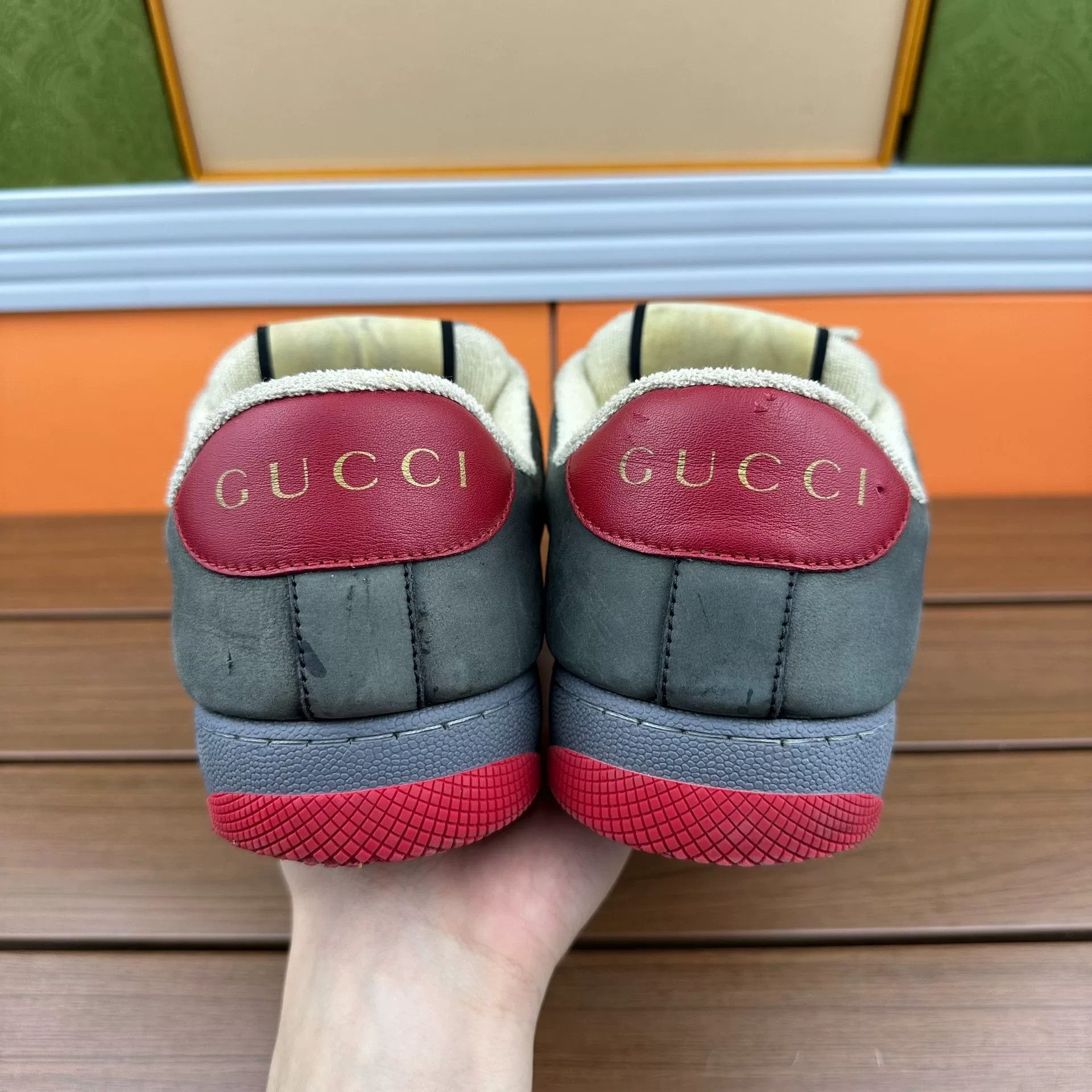 Gucci Gucci Yellow Lowtop Sneakers 6 Men Size US 6 / EU 39 - 5 Thumbnail