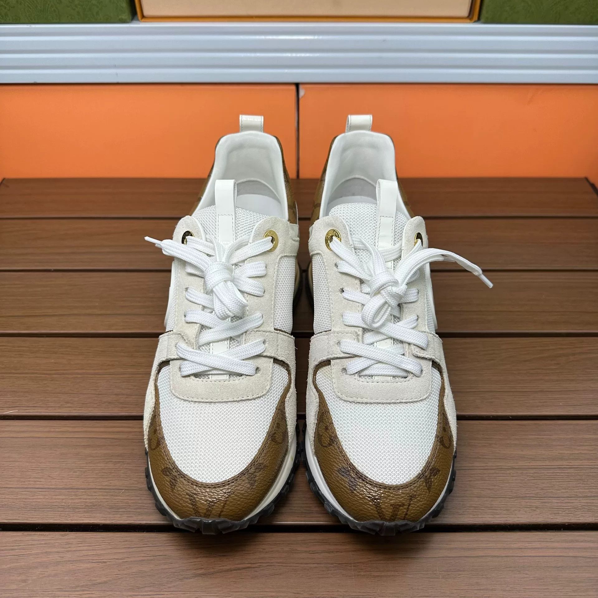 Louis Vuitton Louis Vuitton Casual Lowtop Sneakers it_36 Women Size US 6 / IT 36 - 4 Thumbnail