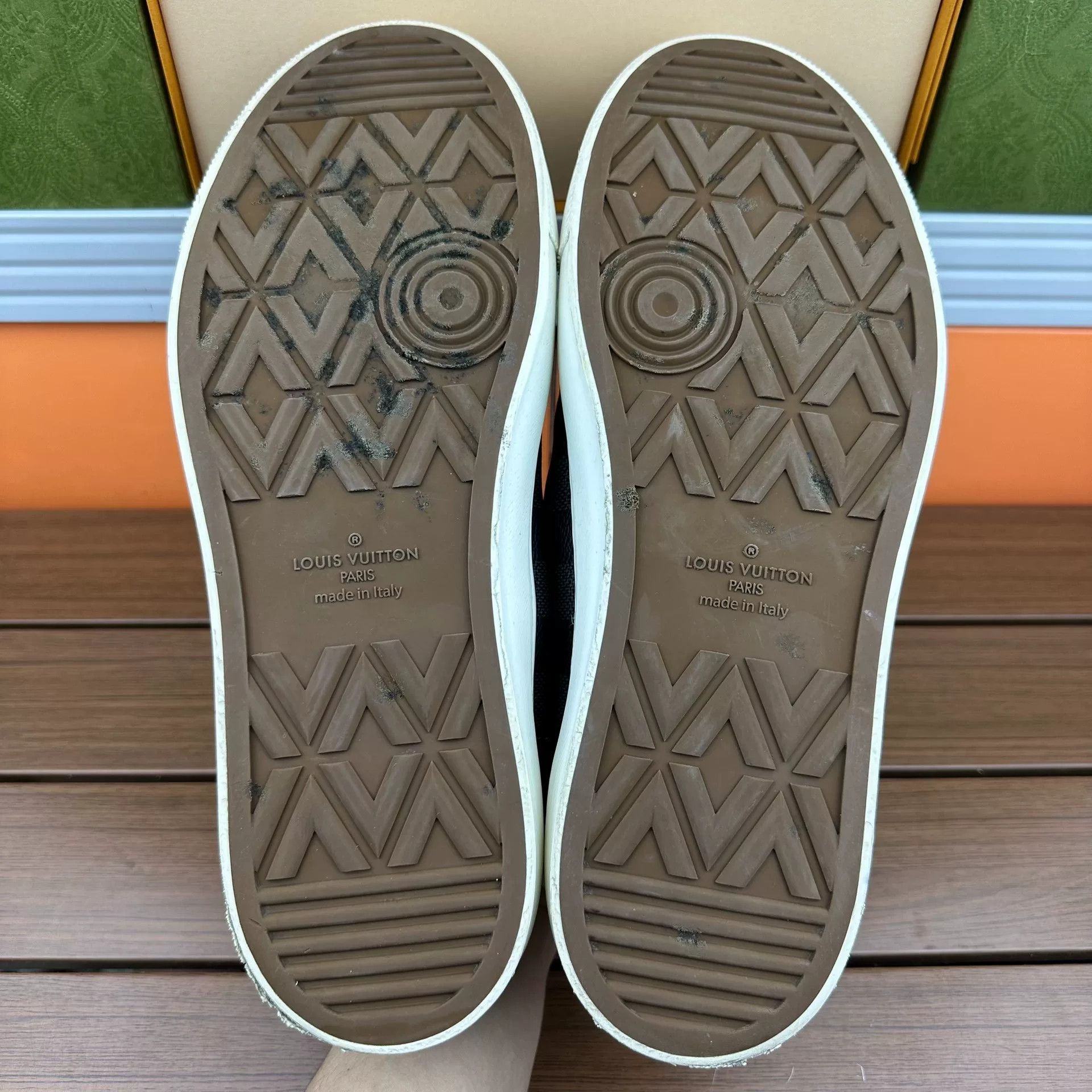 Louis Vuitton Louis Vuitton Casual Black Lowtop Sneakers 10 Men Size US 10 / EU 43 - 8 Thumbnail