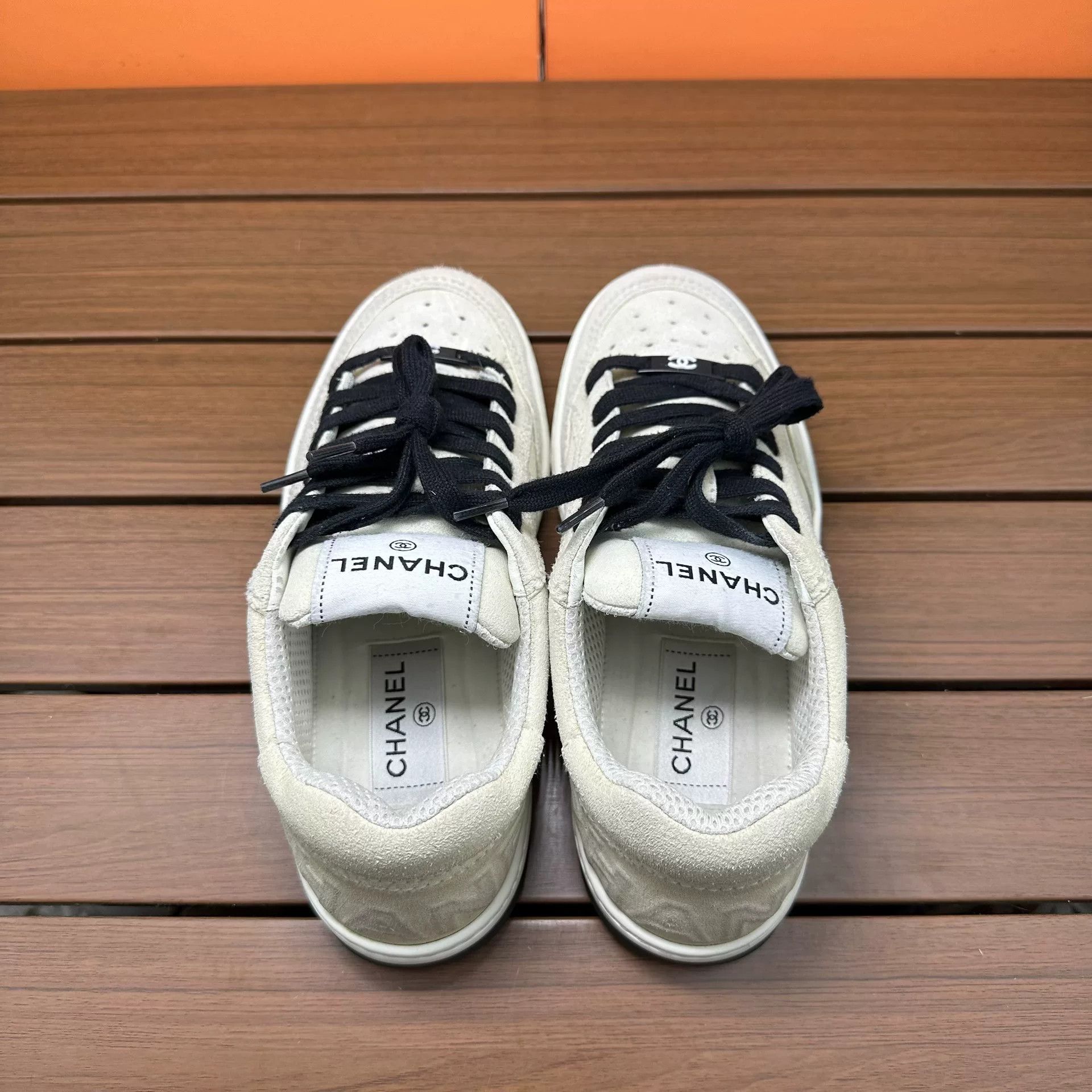 Chanel Chanel Suede Lowtop Sneakers it_36 Women Size US 6 / IT 36 - 6 Thumbnail