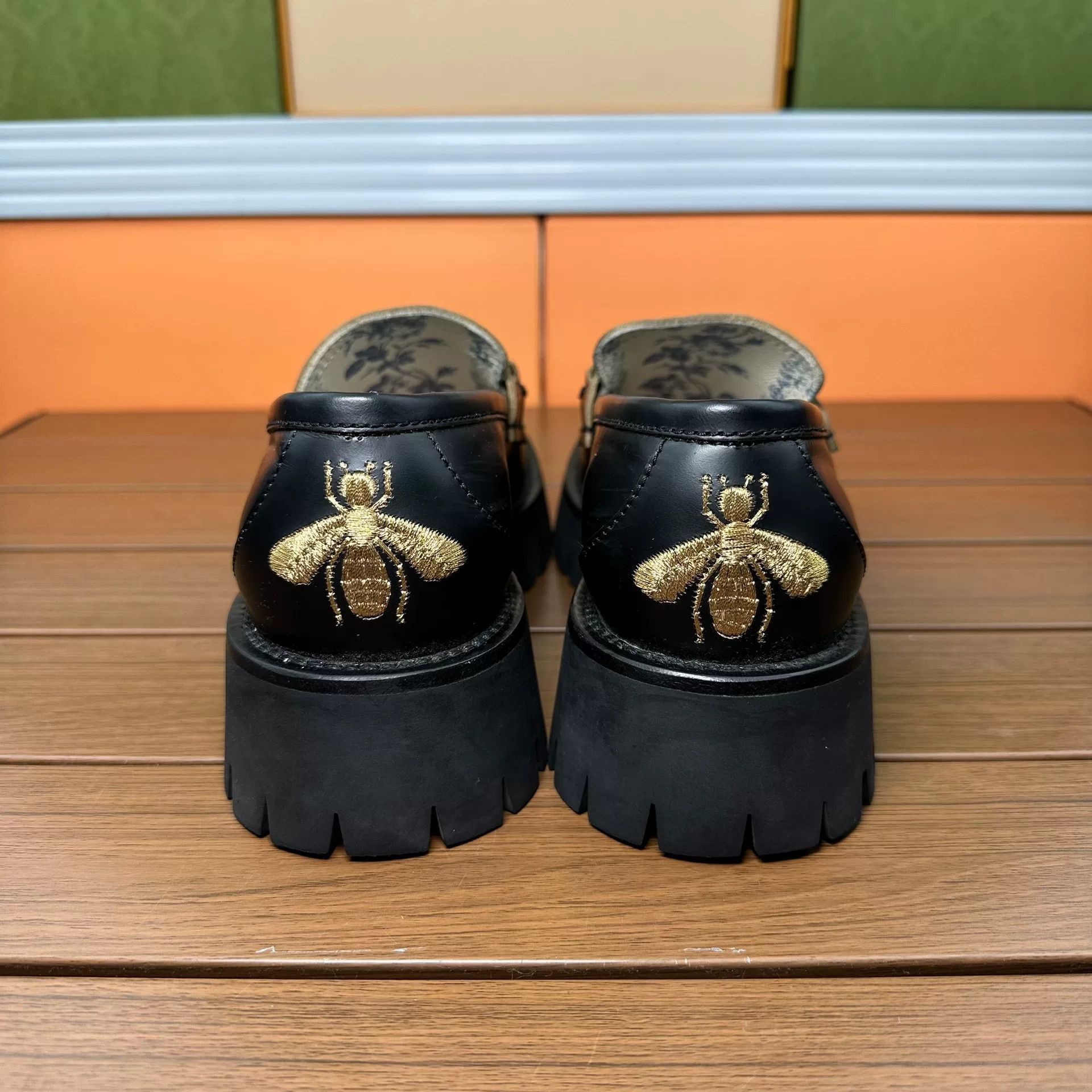 Gucci Gucci Lowtop Sneakers it_35-5 Women Size US 5.5 / IT 35.5 - 5 Thumbnail