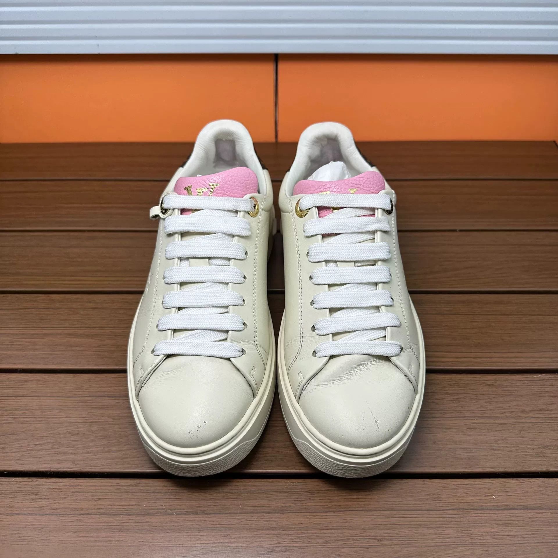 Louis Vuitton Louis Vuitton Limited Lowtop Sneakers it_36 Women Size US 6 / IT 36 - 4 Thumbnail
