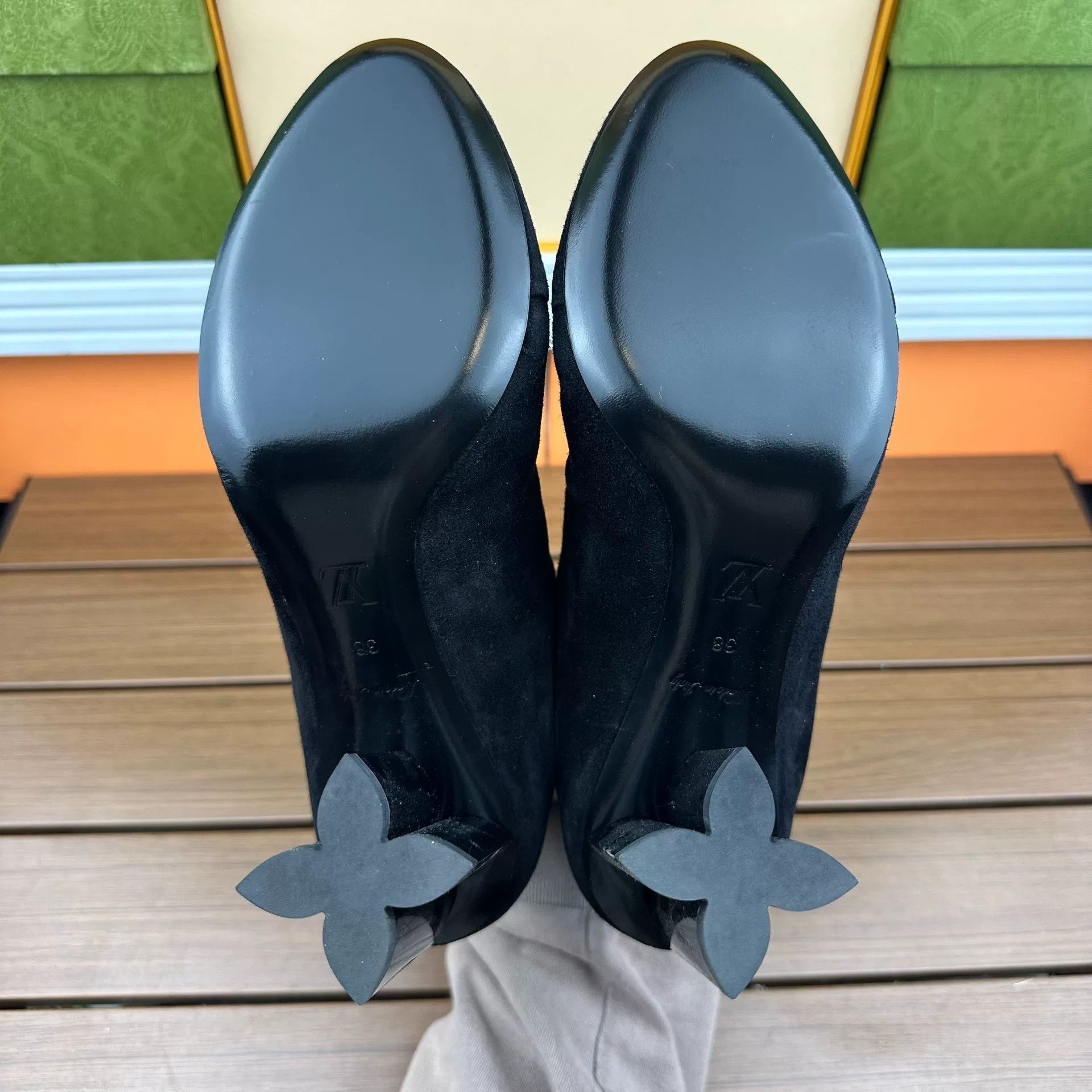 Louis Vuitton Louis Vuitton Boots it_38 Women Size US 8 / IT 38 - 5 Thumbnail