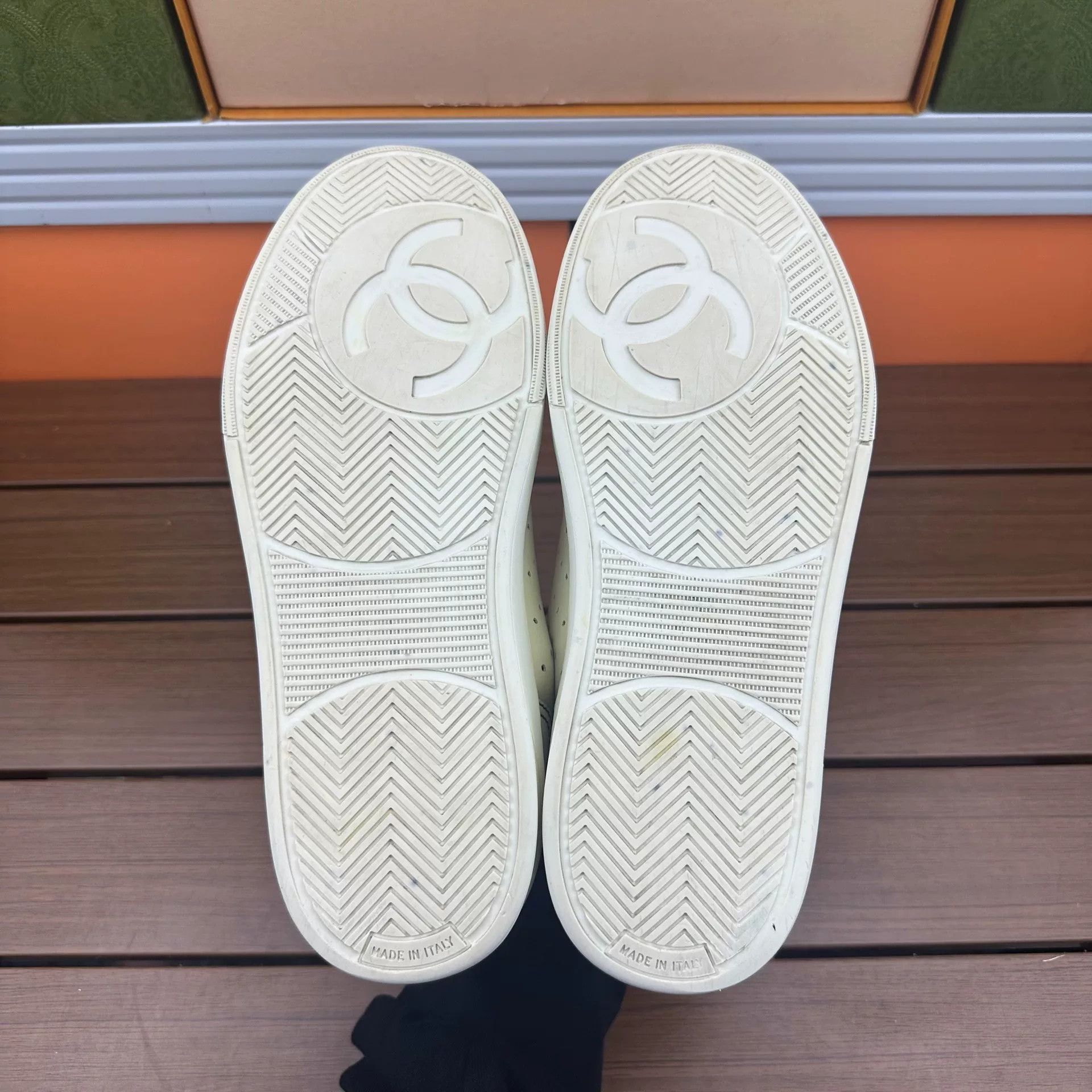 Chanel Chanel Black Lowtop Sneakers it_36 Women Size US 6 / IT 36 - 7 Thumbnail