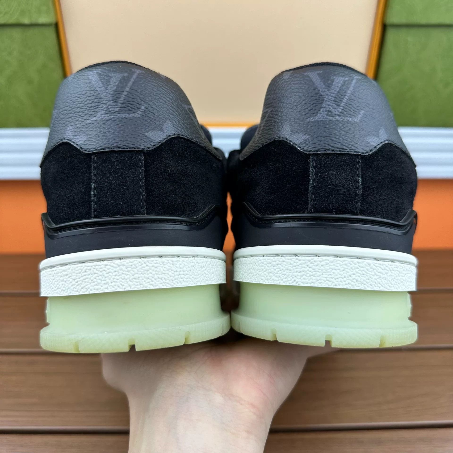 Louis Vuitton Louis Vuitton Training Black Lowtop Sneakers 9 Men Size US 9 / EU 42 - 5 Thumbnail