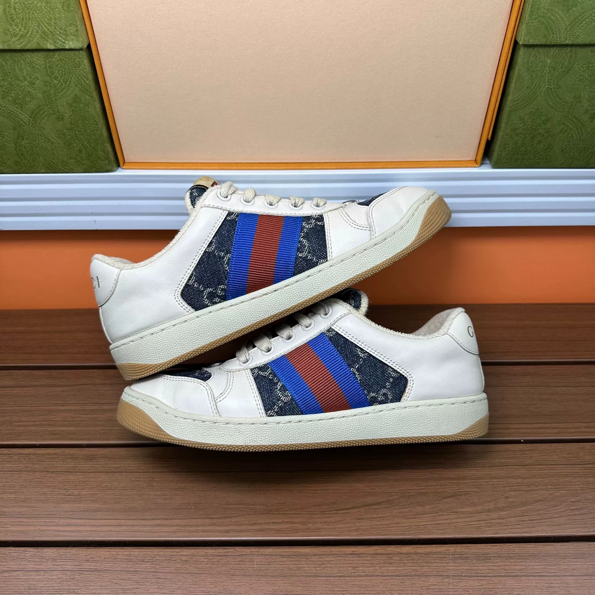 Gucci Gucci Blue Lowtop Sneakers it_35 Women Size US 5 / IT 35 - 2 Thumbnail
