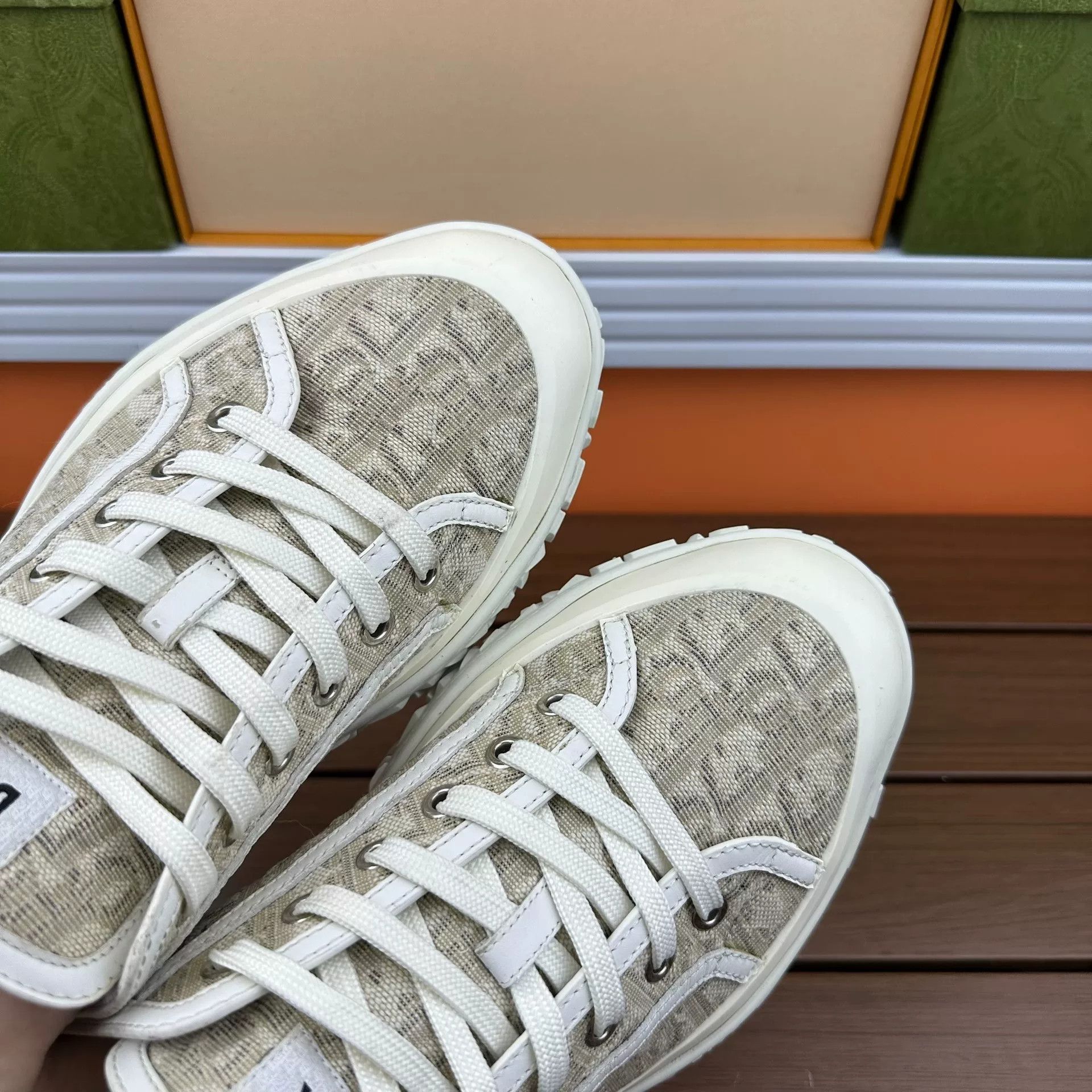 Dior Dior Casual White Lowtop Sneakers 10 Men Size US 10 / EU 43 - 7 Thumbnail