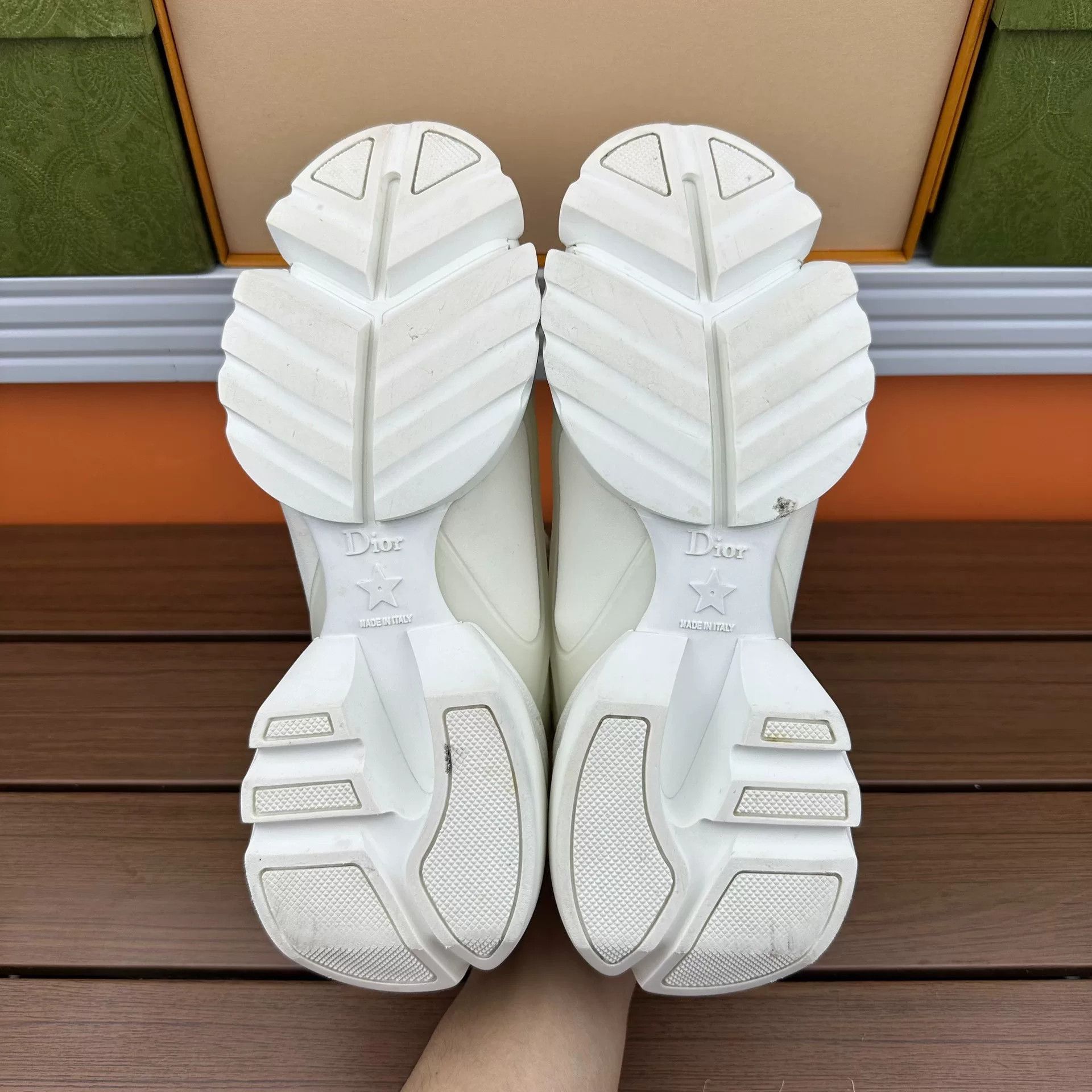 Dior Dior Casual White Lowtop Sneakers it_35 Women Size US 5 / IT 35 - 7 Thumbnail