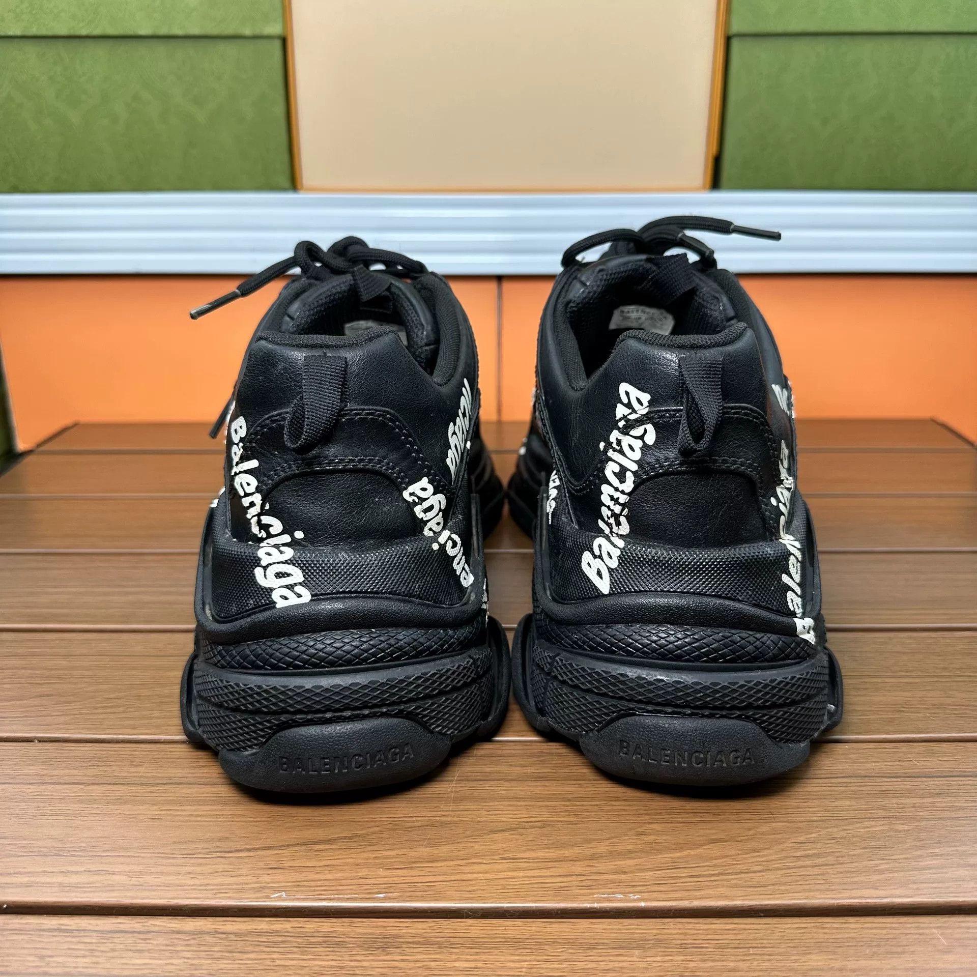 Balenciaga Balenciaga Black Lowtop Sneakers 9 Men Size US 9 / EU 42 - 5 Thumbnail