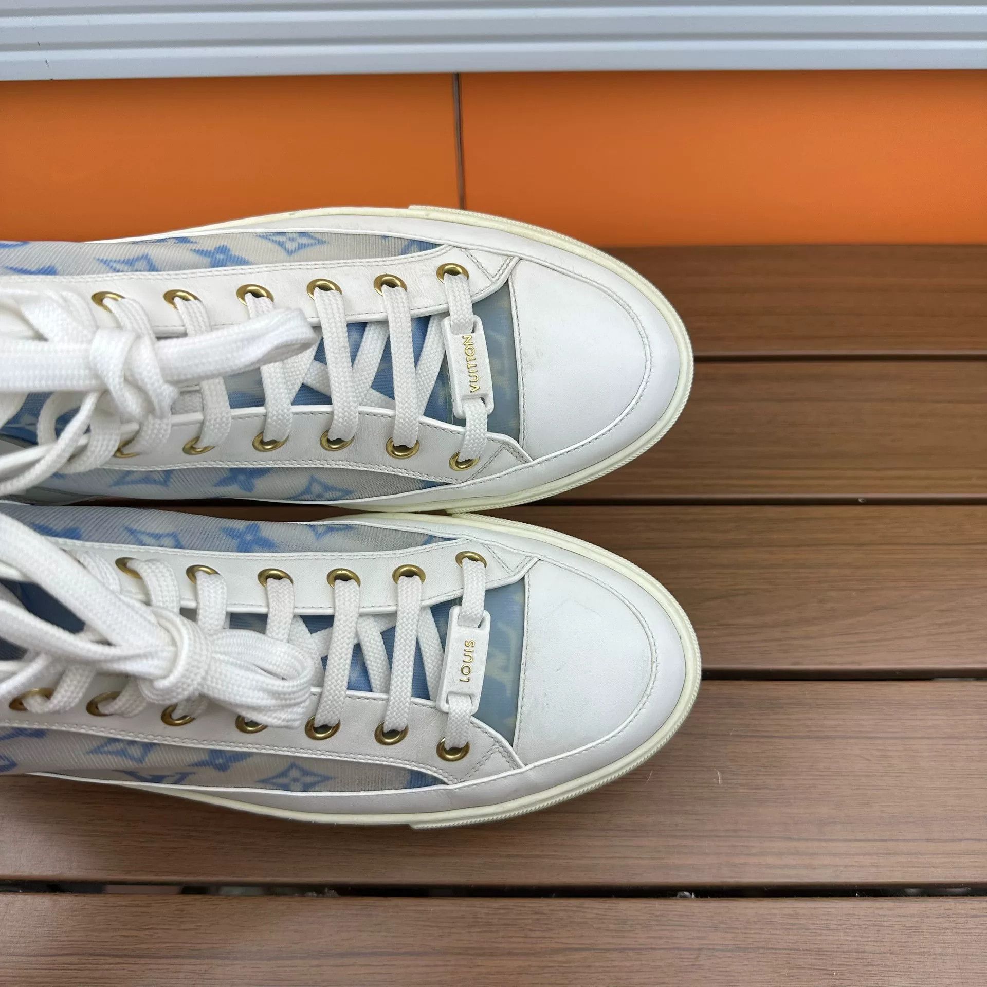 Louis Vuitton Louis Vuitton Casual Blue Hitop Sneakers it_39 Women Size US 9 / IT 39 - 7 Thumbnail