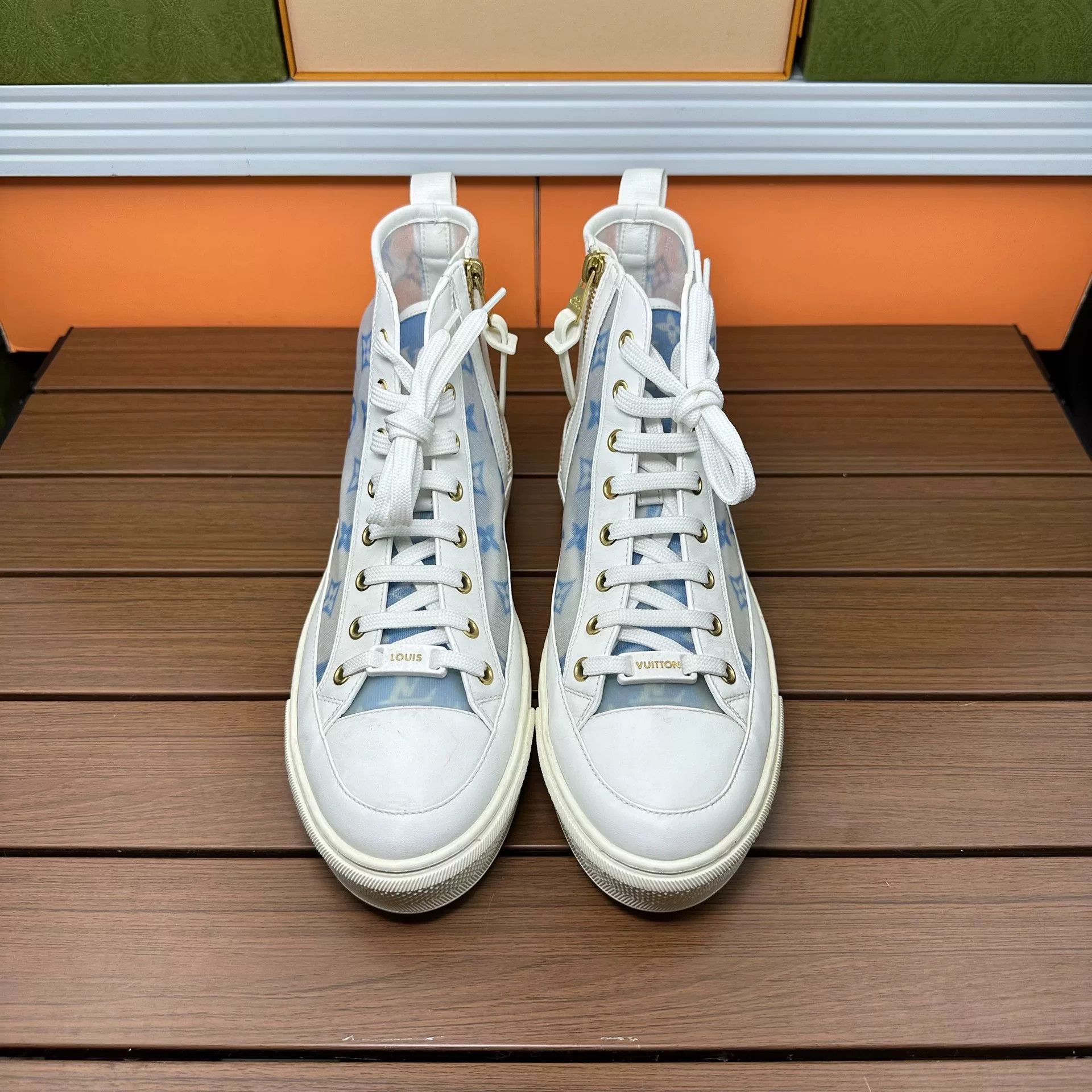 Louis Vuitton Louis Vuitton Casual Blue Hitop Sneakers it_39 Women Size US 9 / IT 39 - 4 Thumbnail