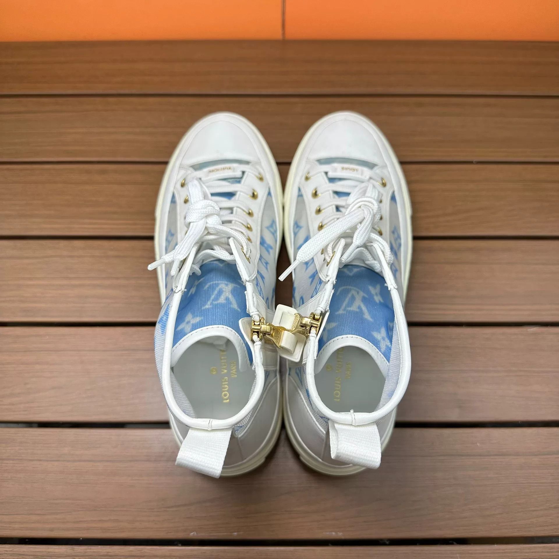 Louis Vuitton Louis Vuitton Casual Blue Hitop Sneakers it_39 Women Size US 9 / IT 39 - 6 Thumbnail