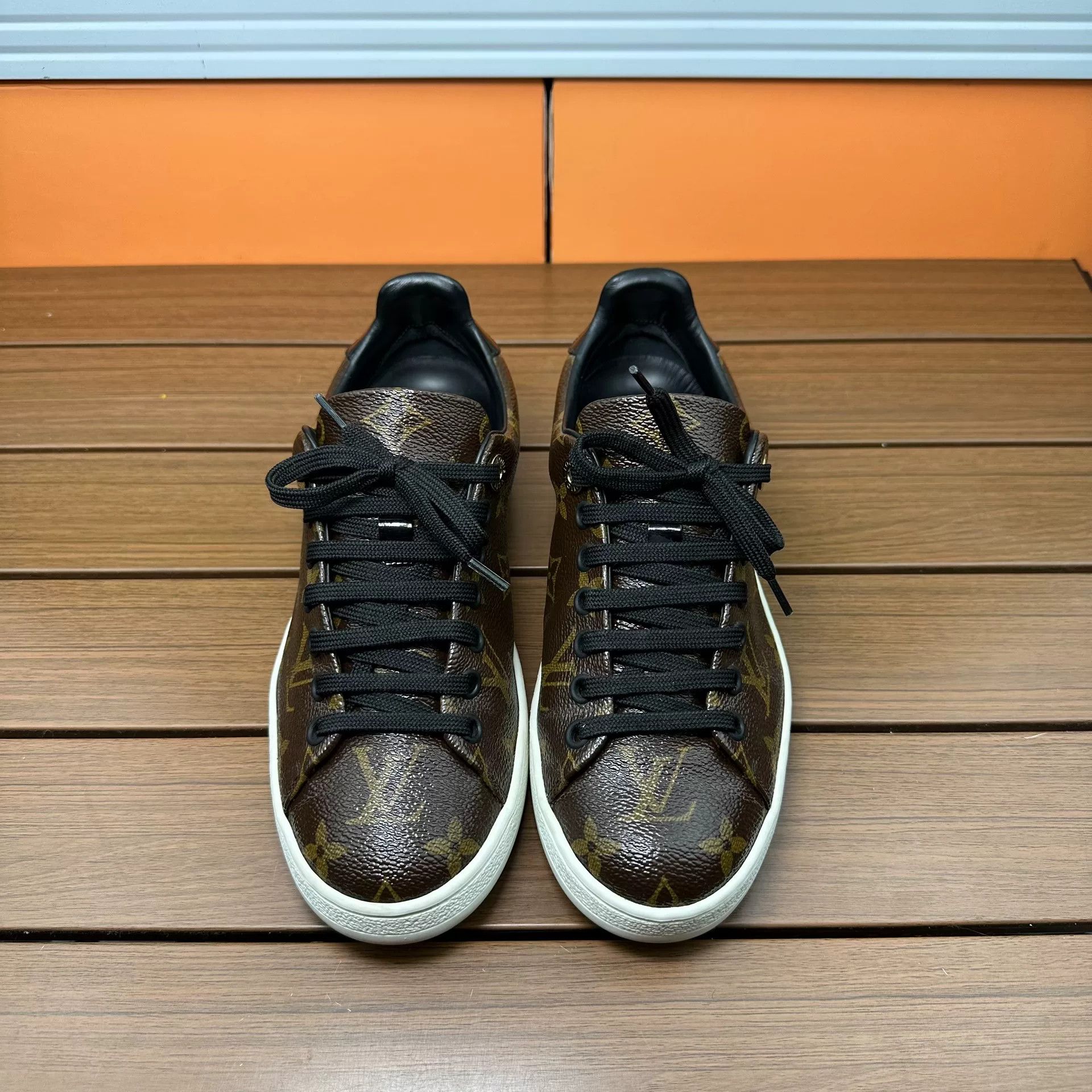 Louis Vuitton Louis Vuitton Multi Lowtop Sneakers 10 Men Size US 10 / EU 43 - 7 Thumbnail